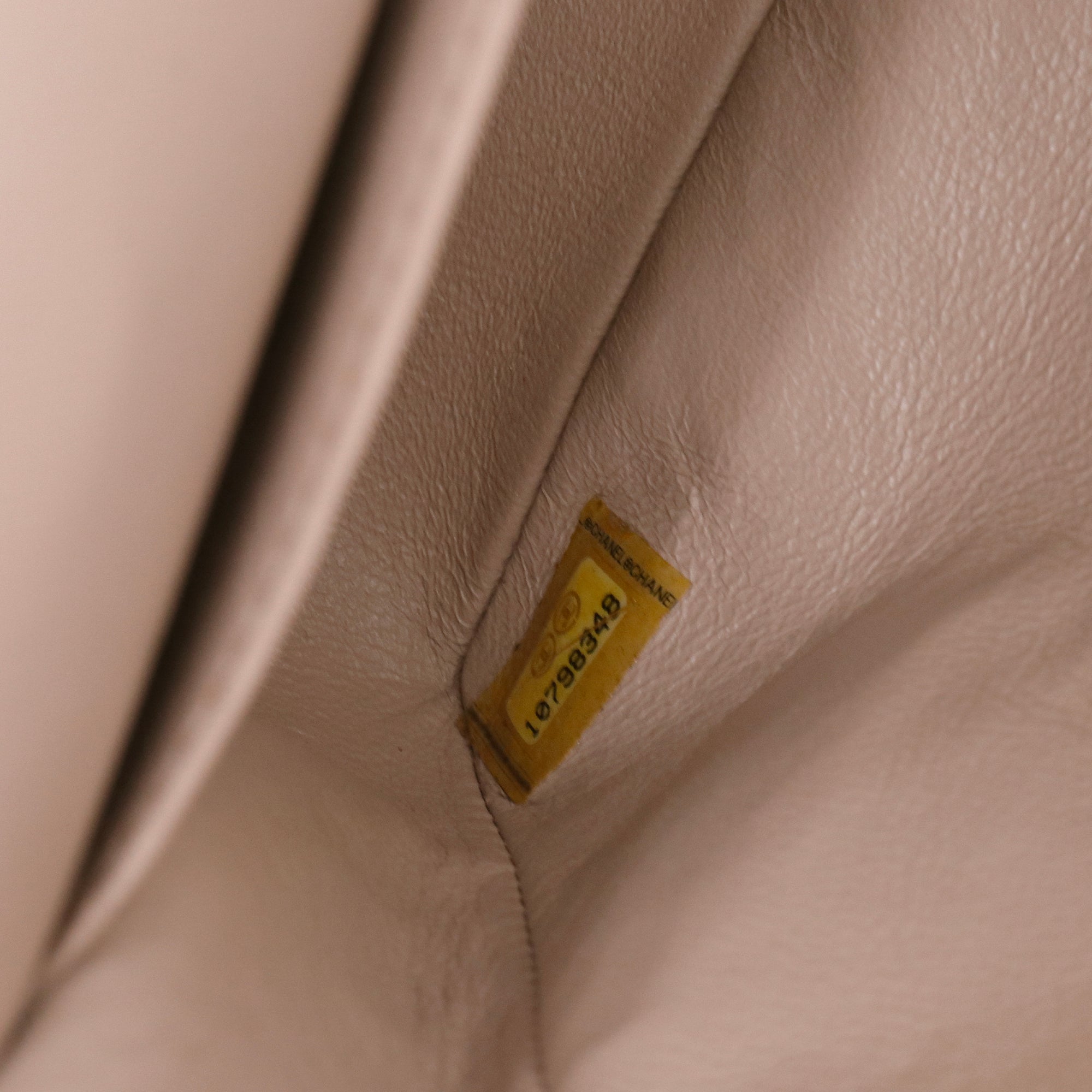 CHANEL - Sac à main Classique/Timeless Chanel 11.12 double flap Chanel en cuir lisse beige