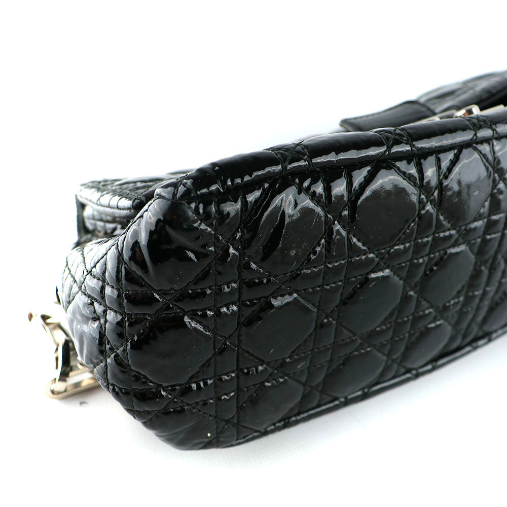 DIOR - Sac à main Miss Dior vintage en cuir verni noir