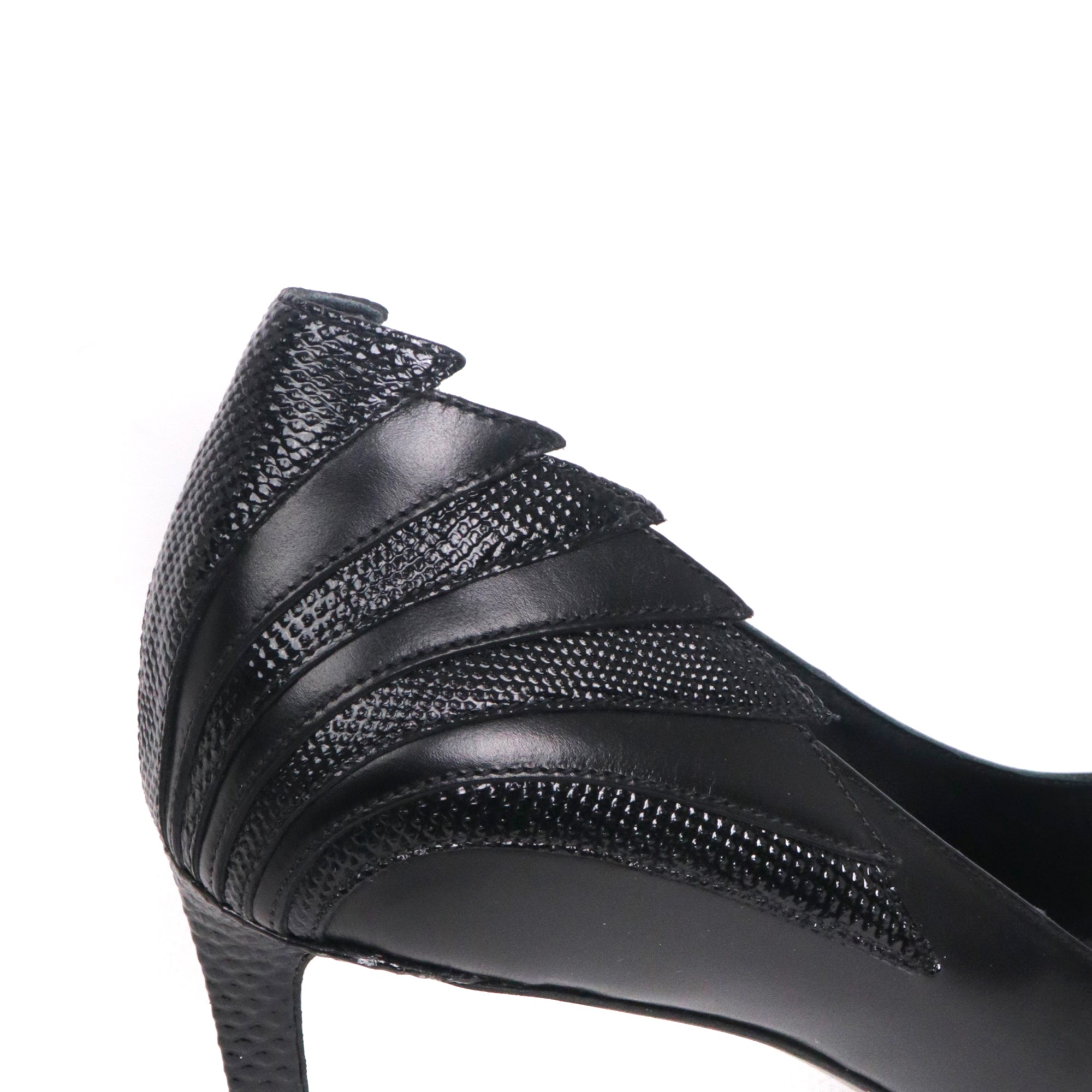CELINE - Escarpins Céline en cuir noir (T37)
