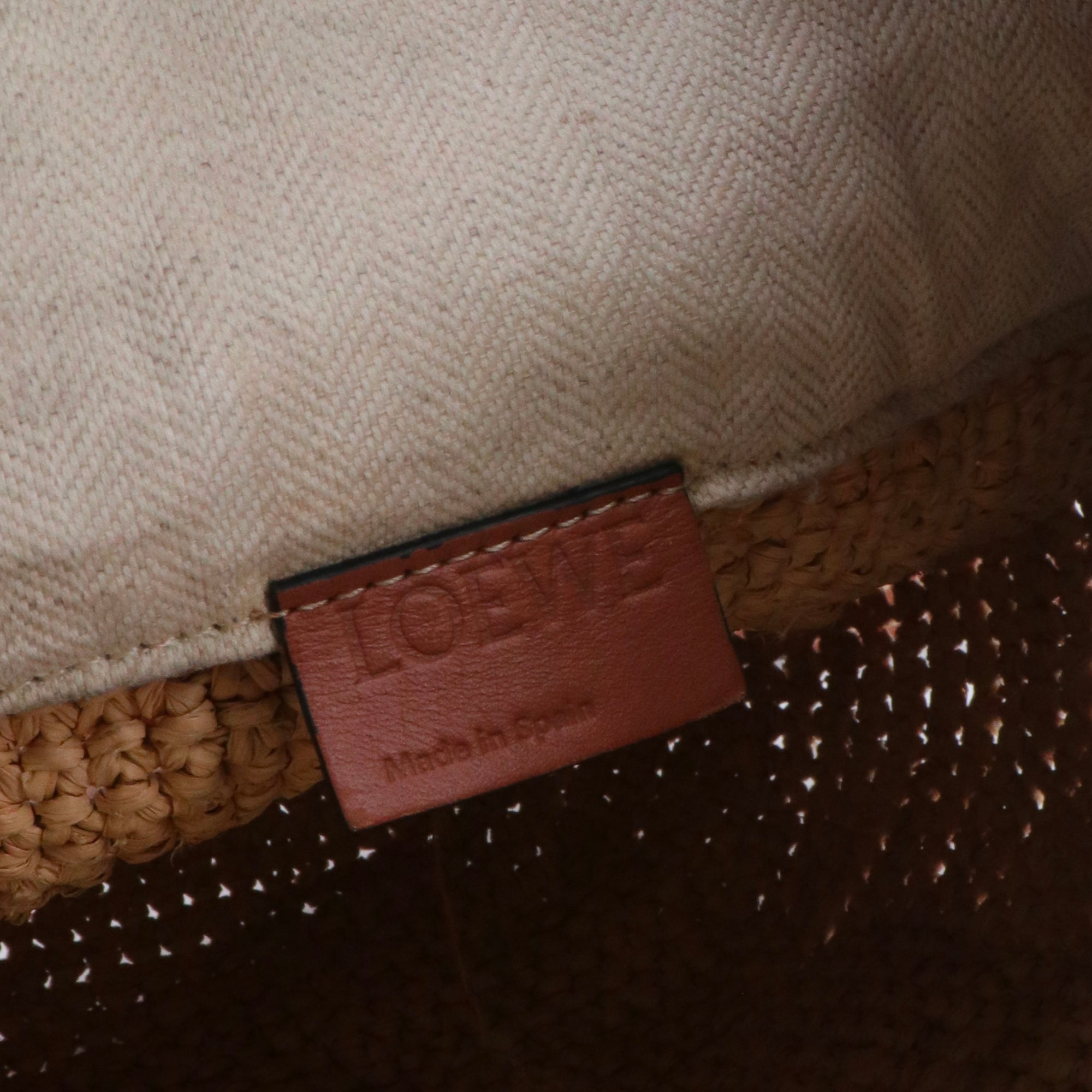 LOEWE - Sac à bandoulière Pochette Loewe en raphia et cuir marron