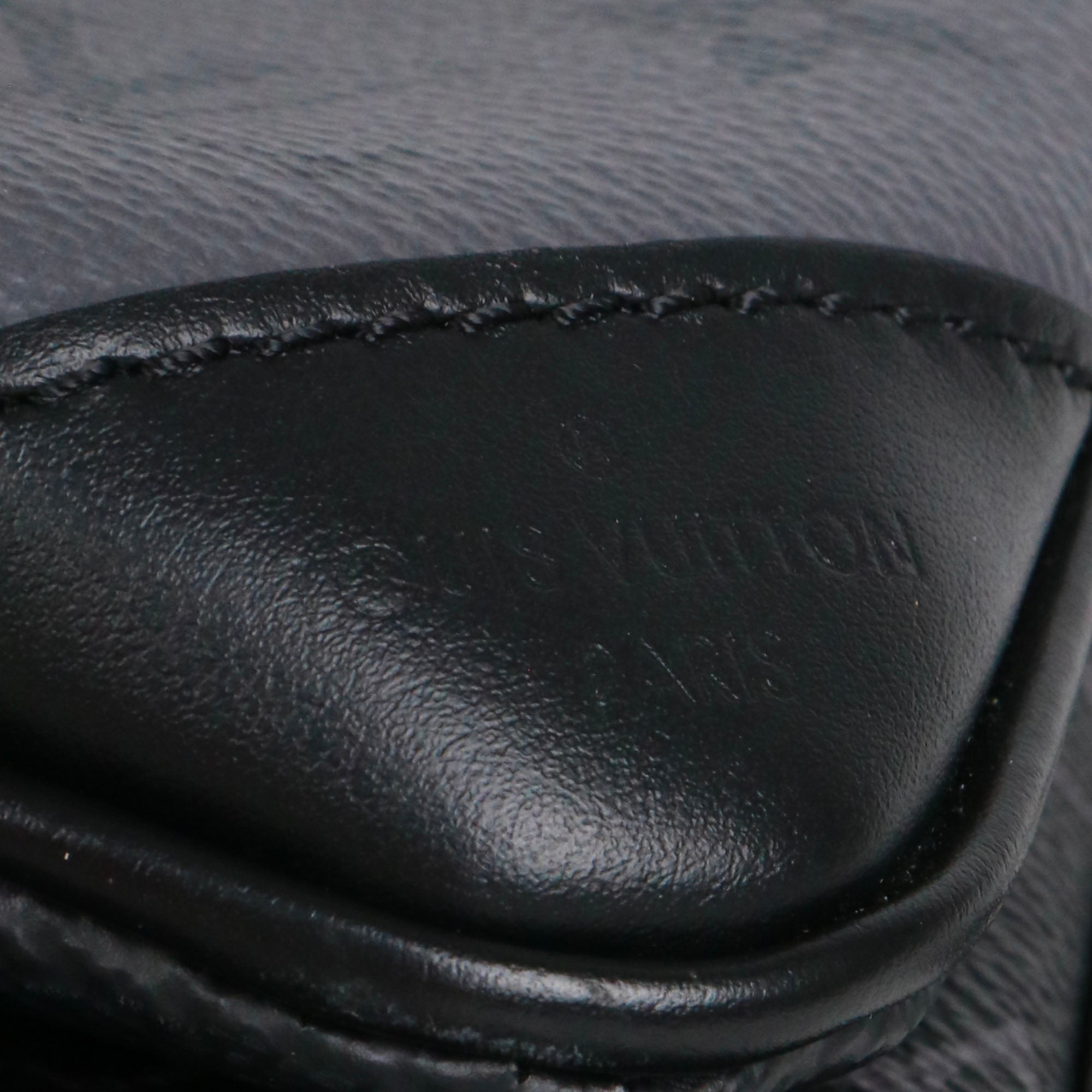 LOUIS VUITTON - Sac à bandoulière Trio Messenger Louis Vuitton en toile enduite monogramme éclipse