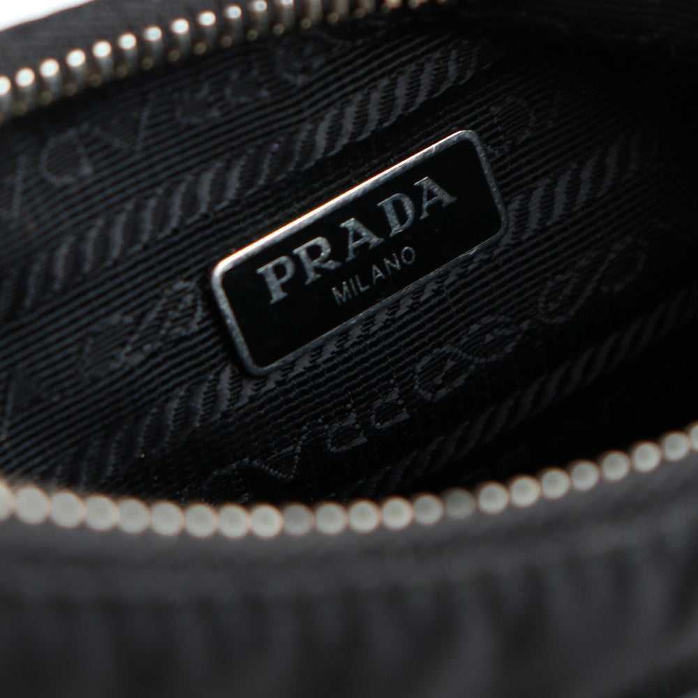 PRADA - Sac Re-edition 2005 en Re-nylon noir