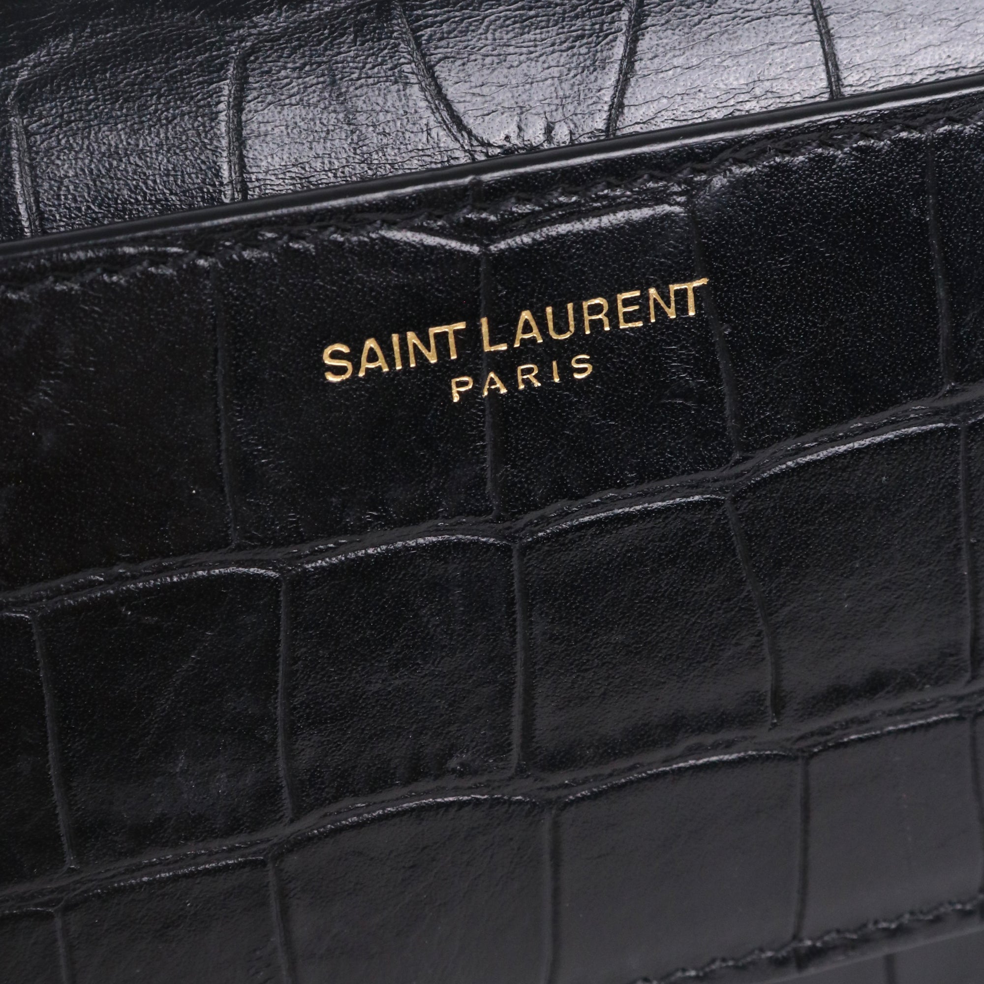 SAINT LAURENT - Sac à bandoulière Catherine Satchel Saint Laurent en cuir embossé croco noir