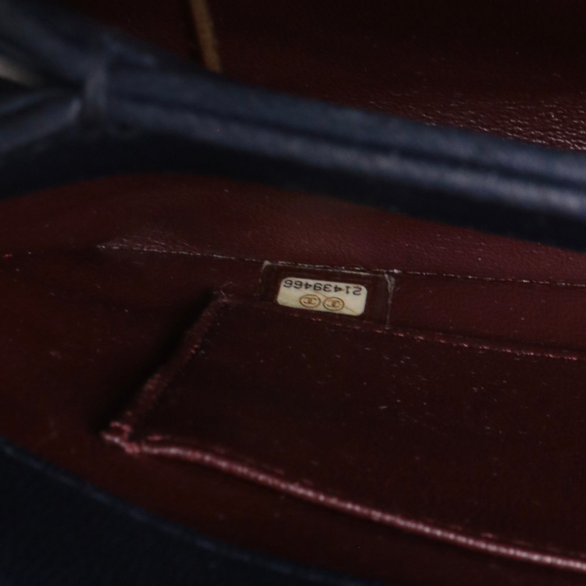 CHANEL - Trendy CC small handbag in navy blue leather