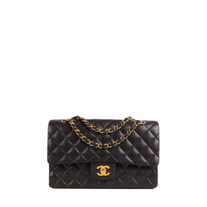 CHANEL - Sac à main Timeless/Classique medium Chanel double flap en cuir matelassé noir vintage