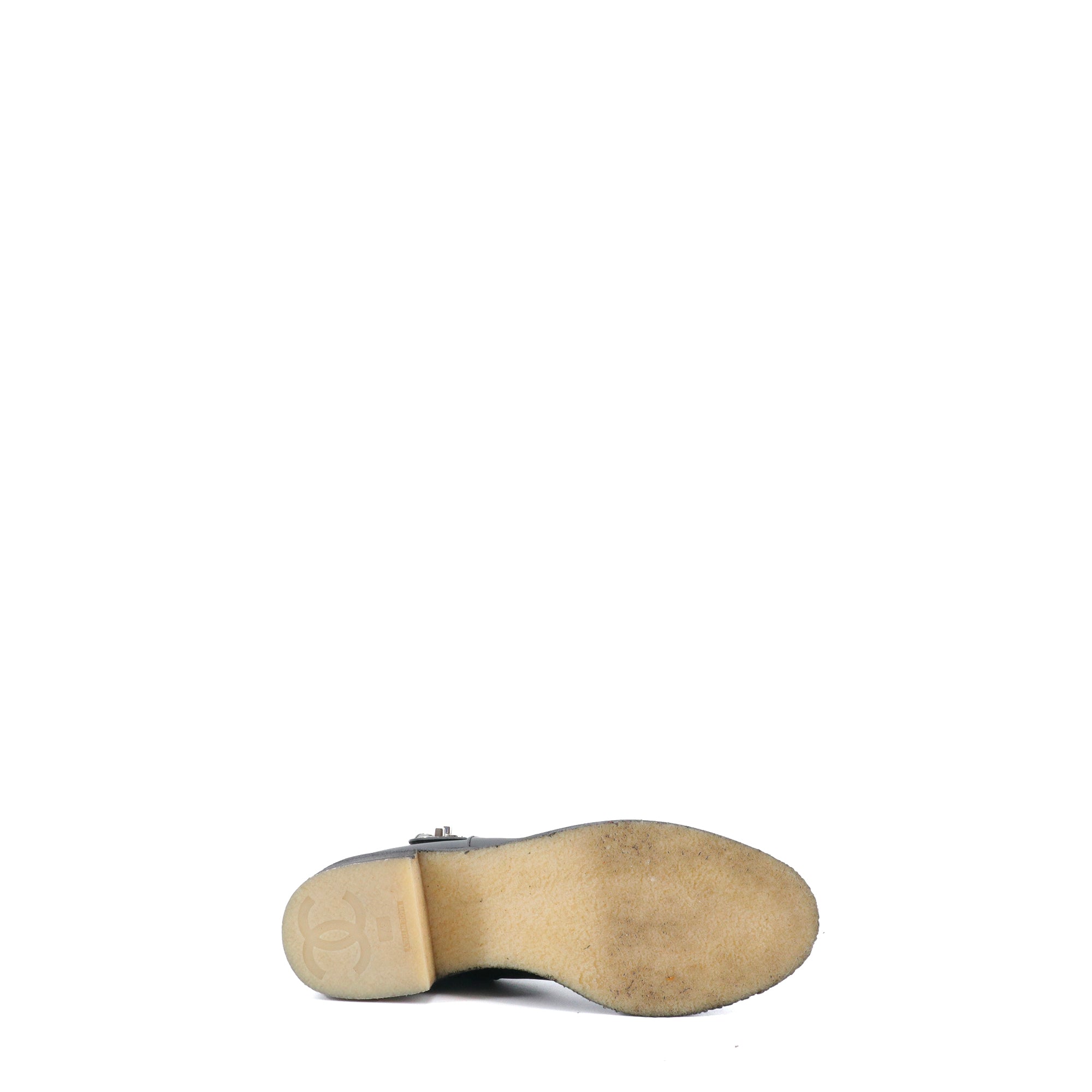 CHANEL - Bottines CC Chanel en cuir noir (T37)