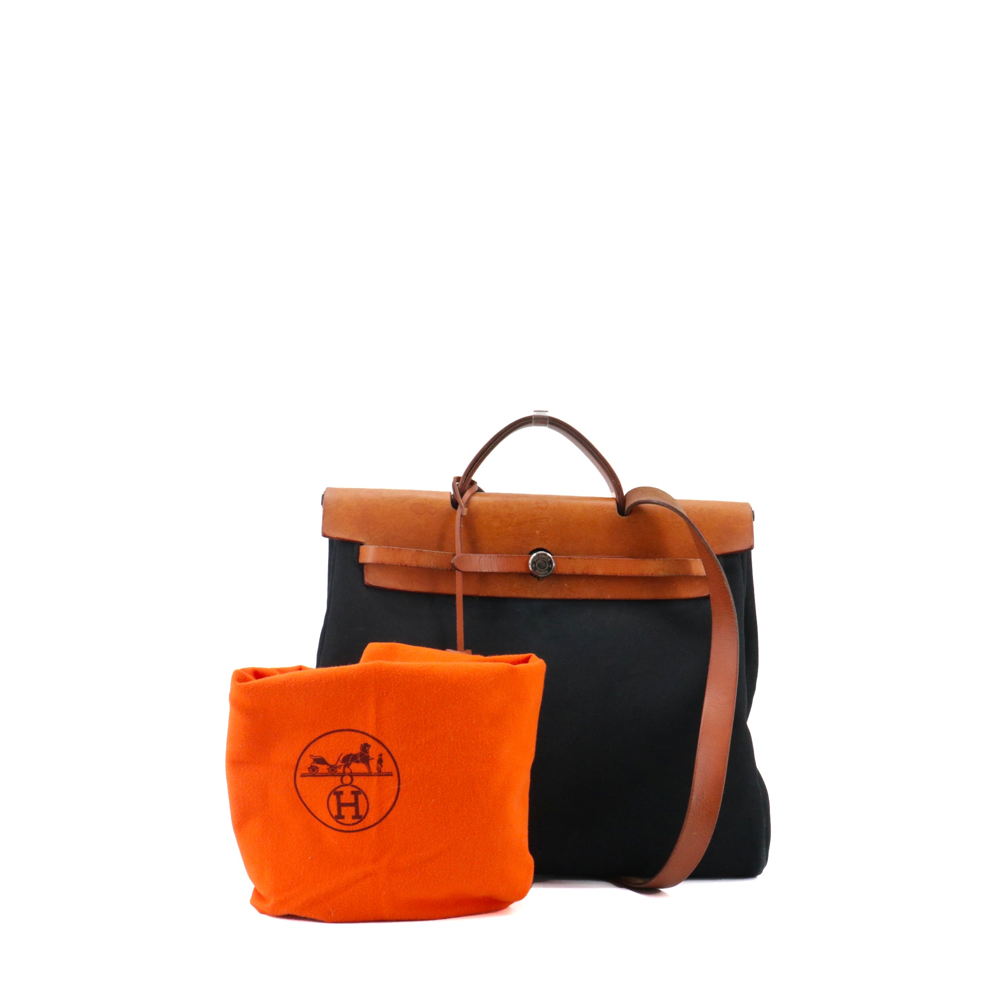 HERMÈS - Sac à épaule Herbag 38 Hermès en toile noire vintage