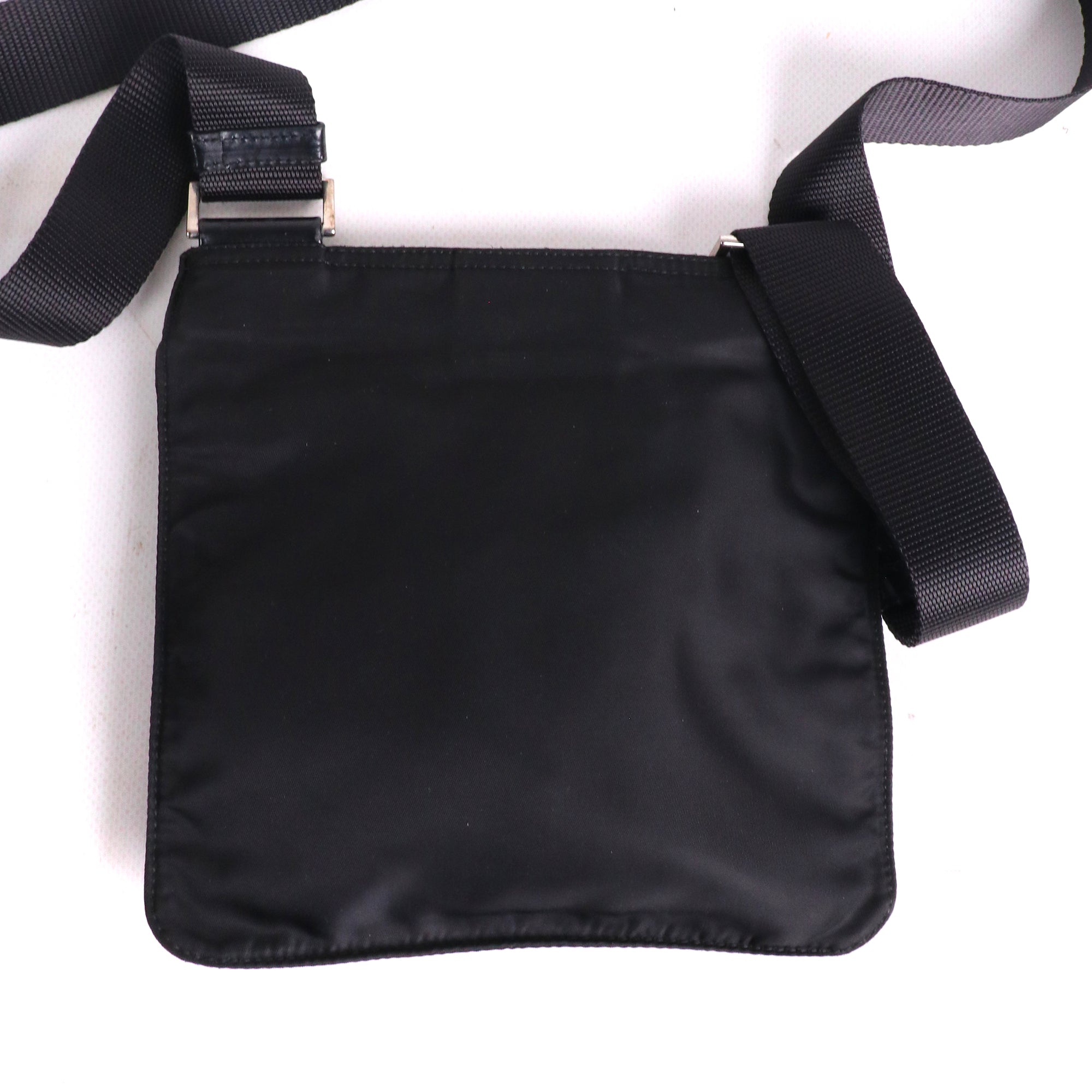 PRADA - Sac à bandoulière Prada en Re-Nylon noir