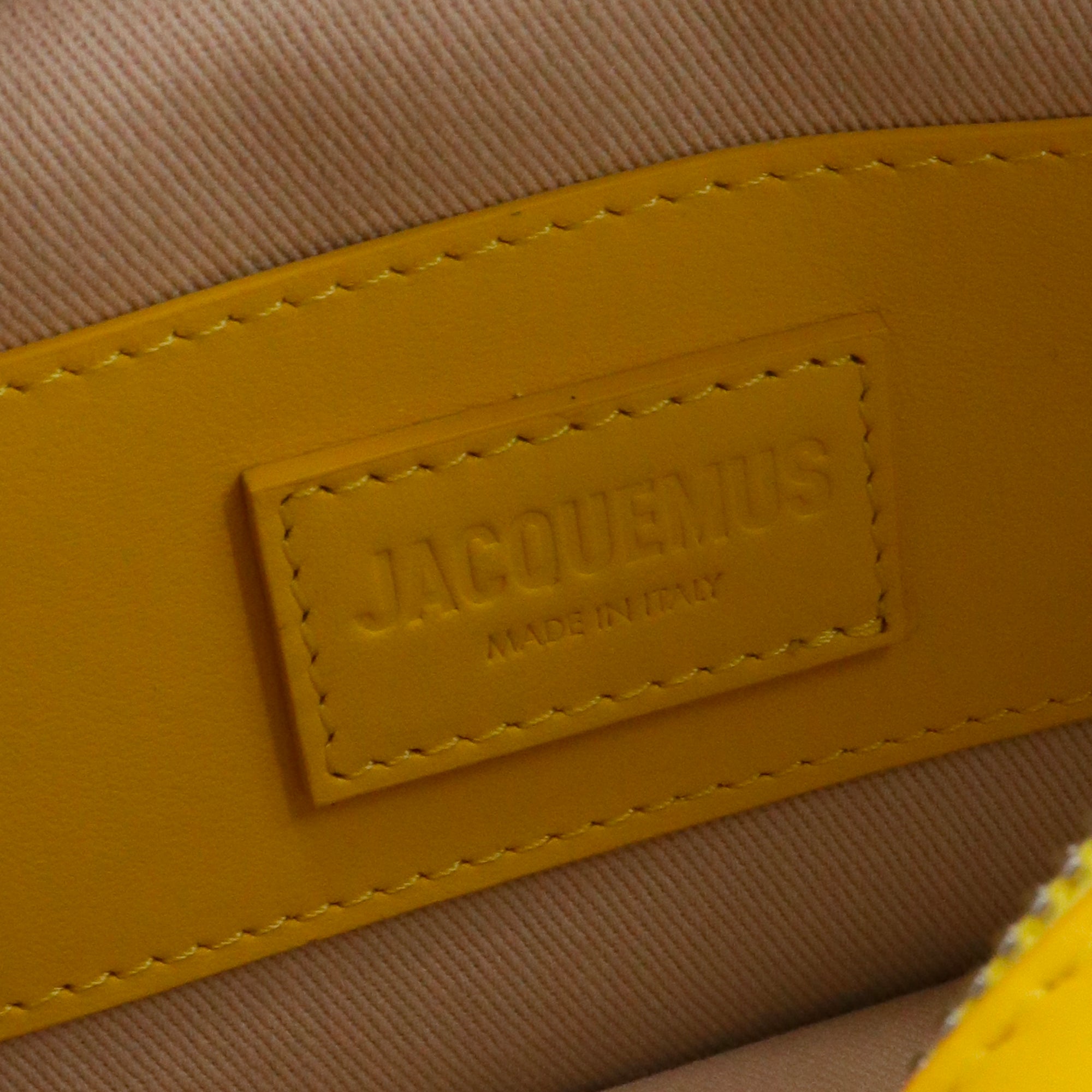 JACQUEMUS - Sac à bandoulière Le Baneto Jacquemus en cuir jaune