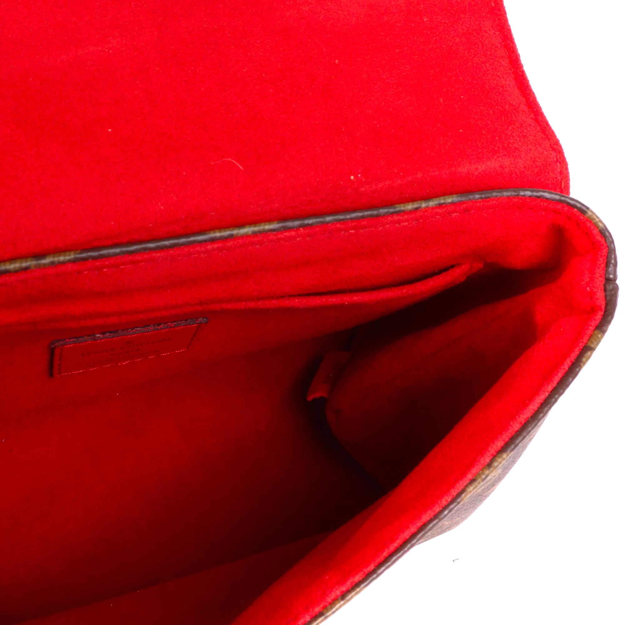 LOUIS VUITTON - Sac à bandoulière Locky BB Louis Vuitton en toile monogrammée et cuir rouge