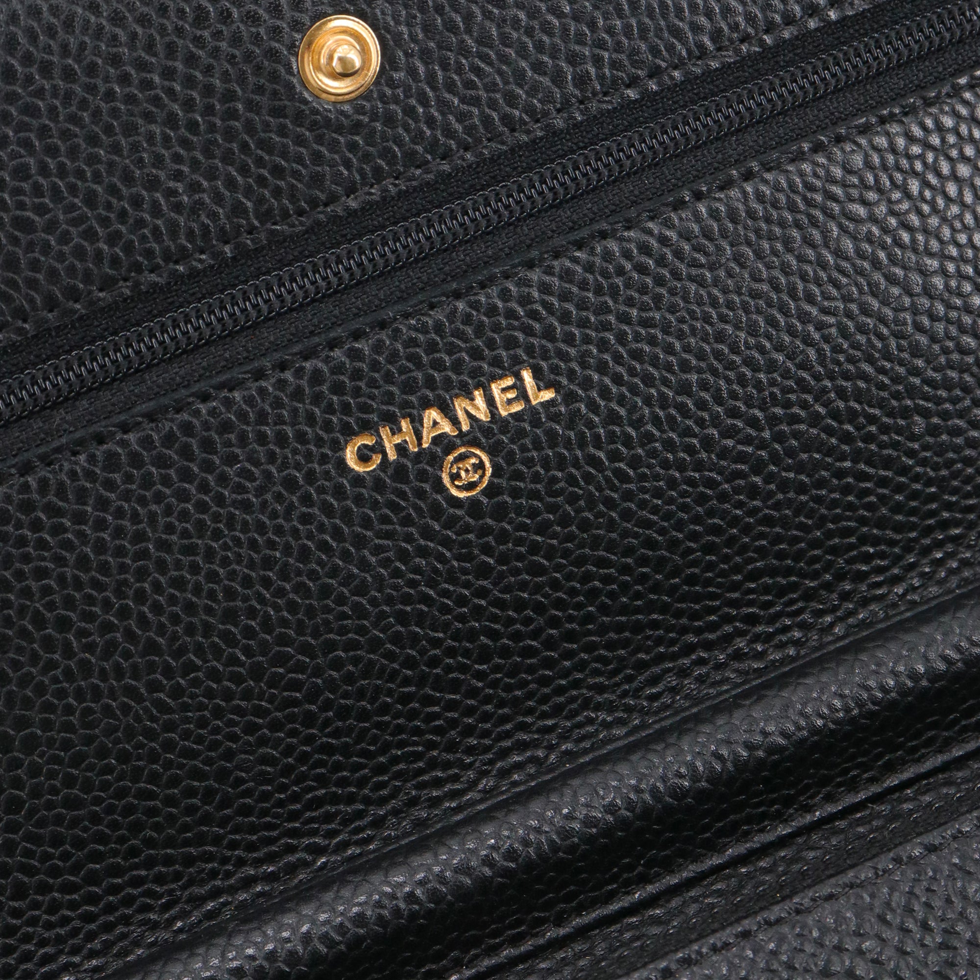CHANEL - Sac à bandoulière Wallet On Chain Classique /Timeless Chanel en cuir caviar noir