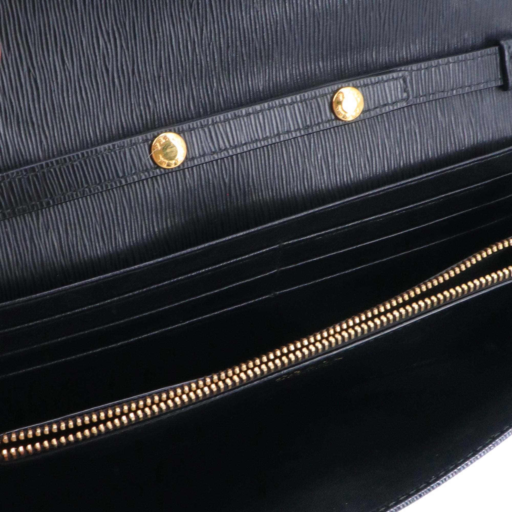 PRADA - Wallet on chain Vitello Move Prada en cuir grainé noir