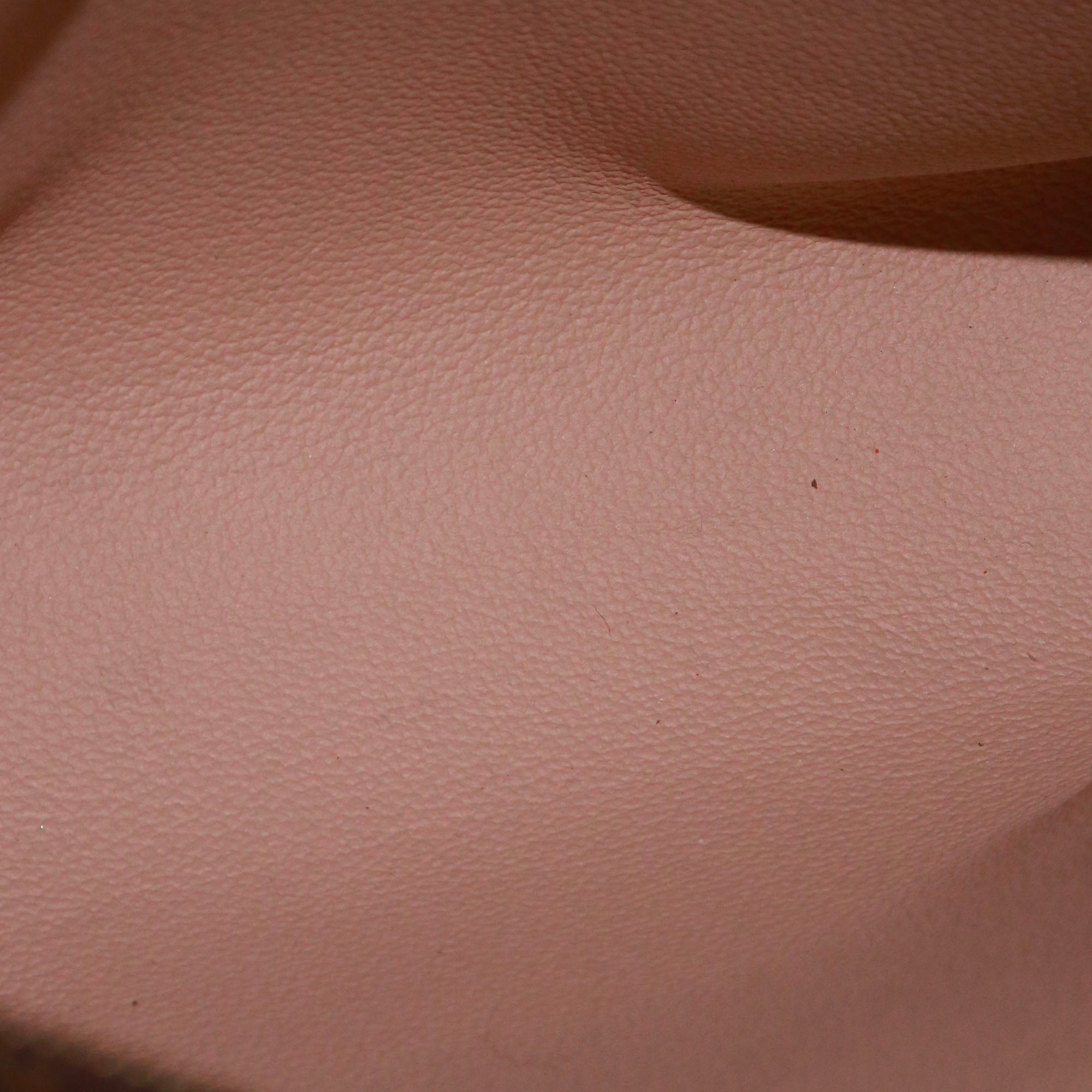 LOUIS VUITTON - Pochette 26 Louis Vuitton en toile enduite monogrammée