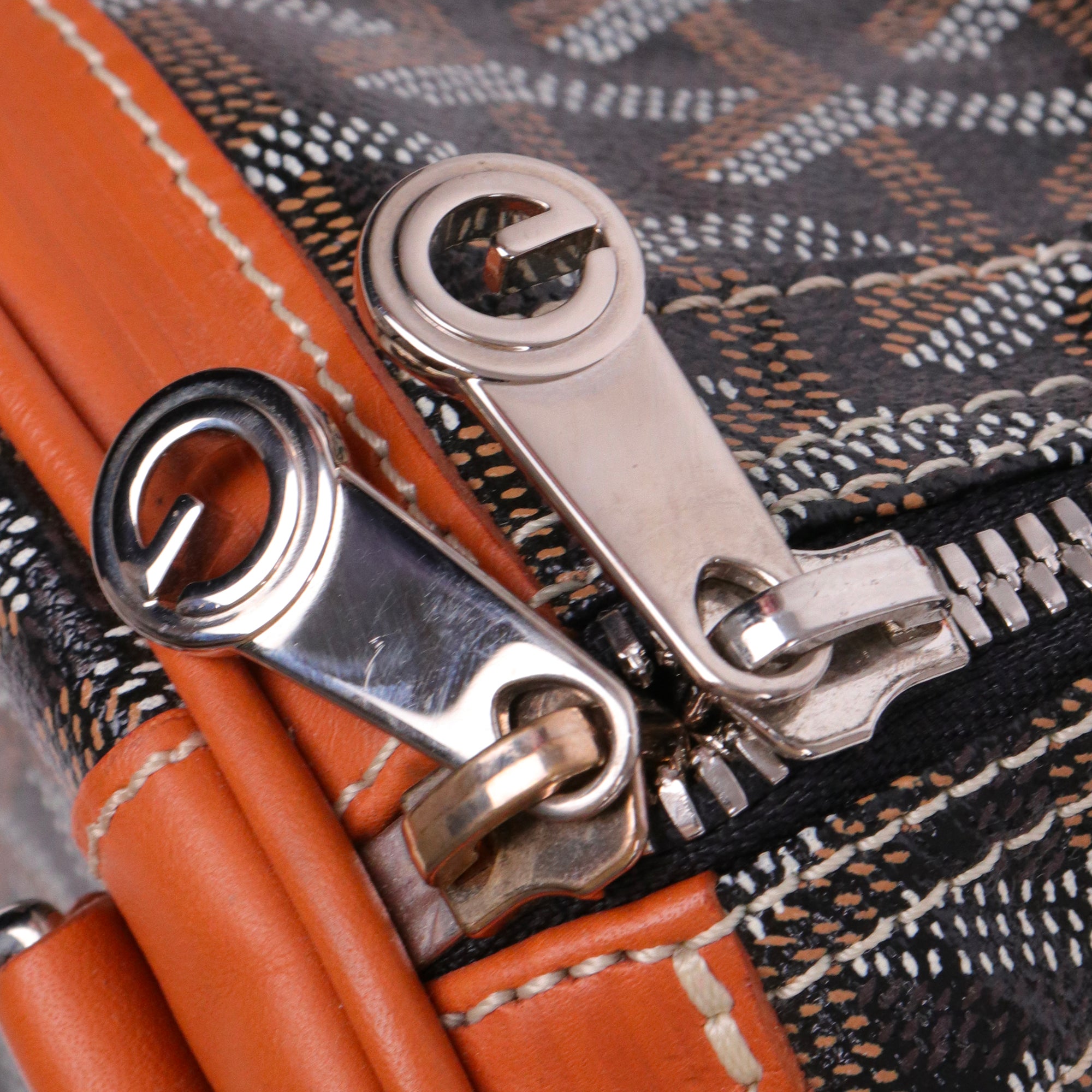GOYARD - Sac à main Croisière Goyard en toile enduite noire