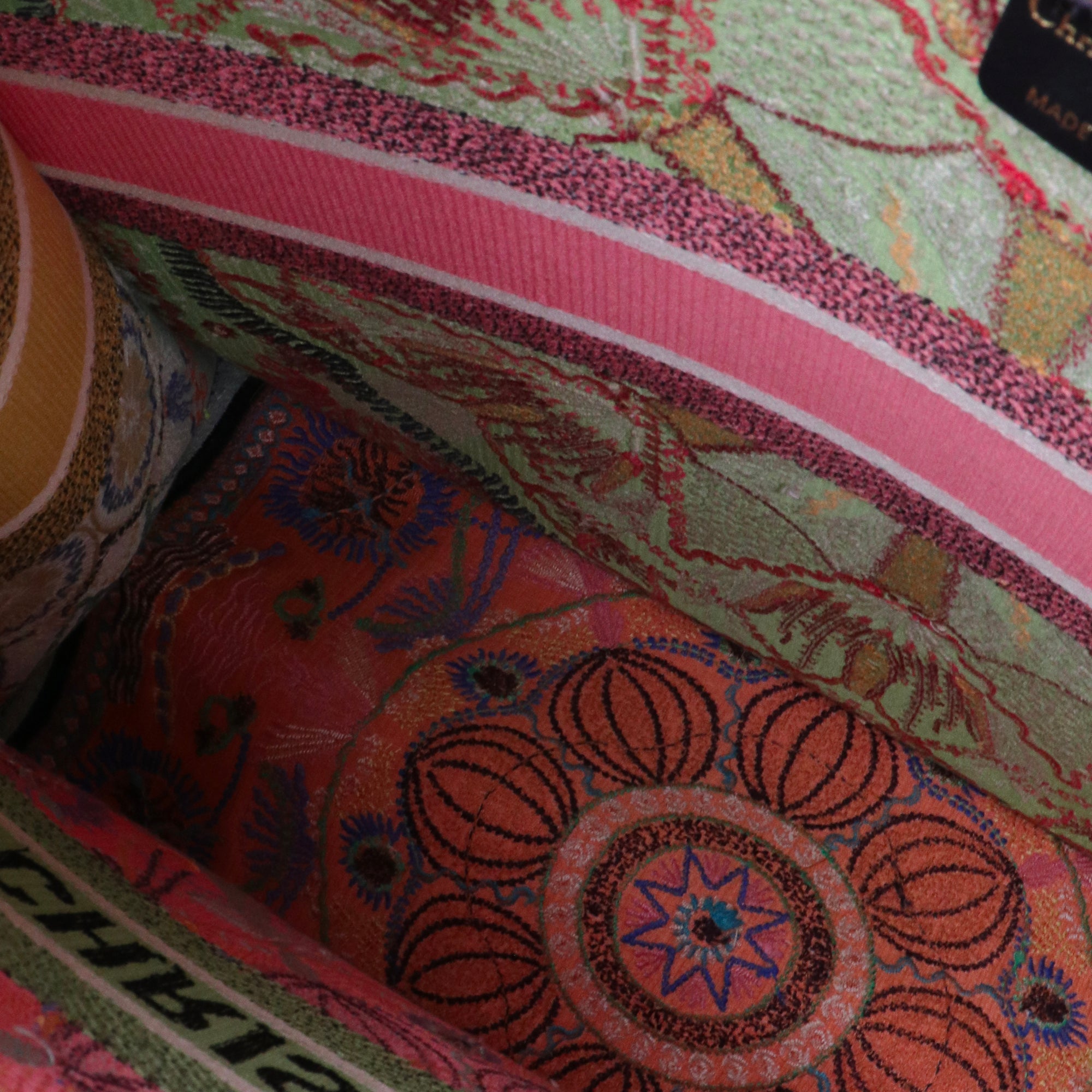 DIOR - Sac cabas Book Tote Large Pink Cruise Dior en toile multicolore