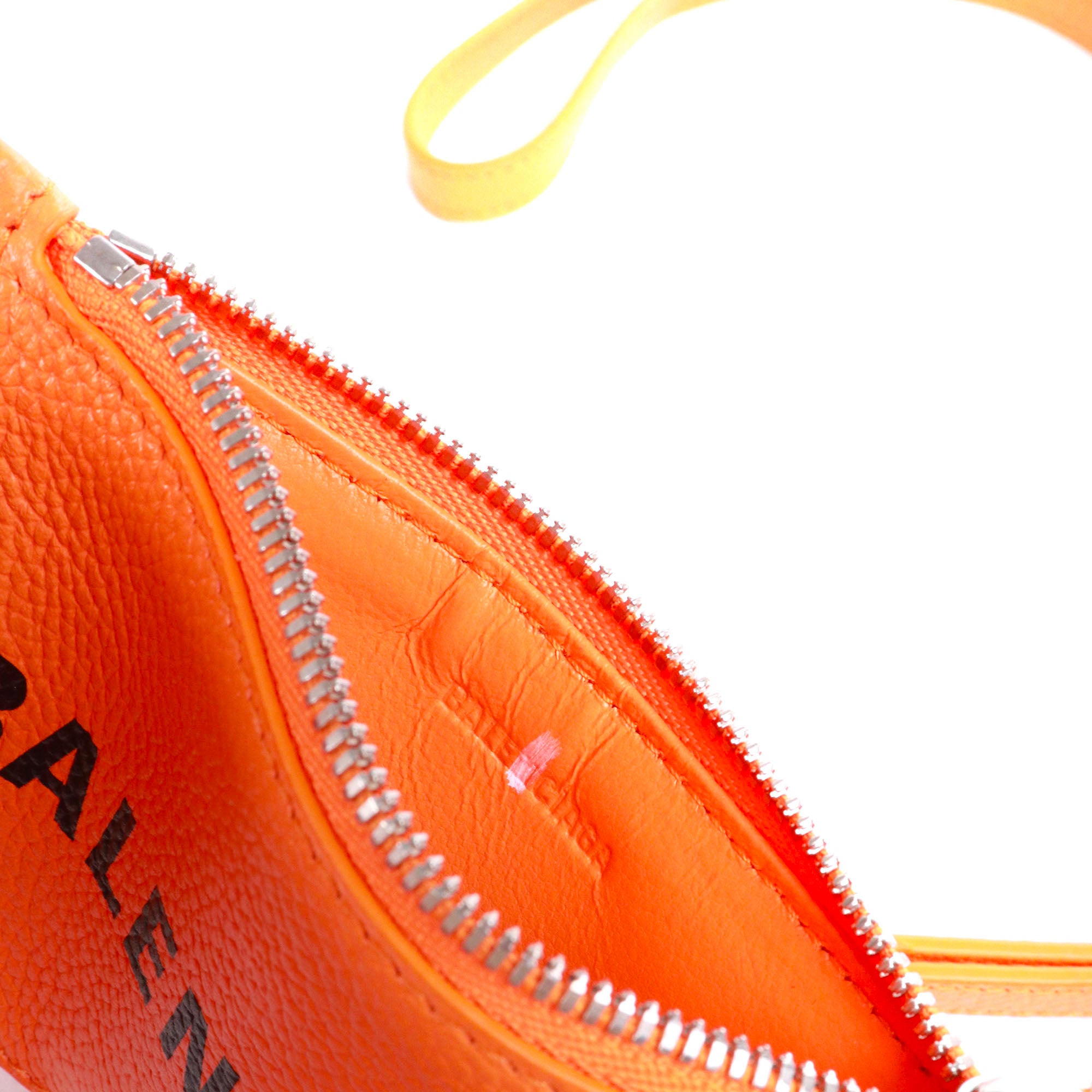 BALENCIAGA - Balenciaga coin purse in orange grained leather