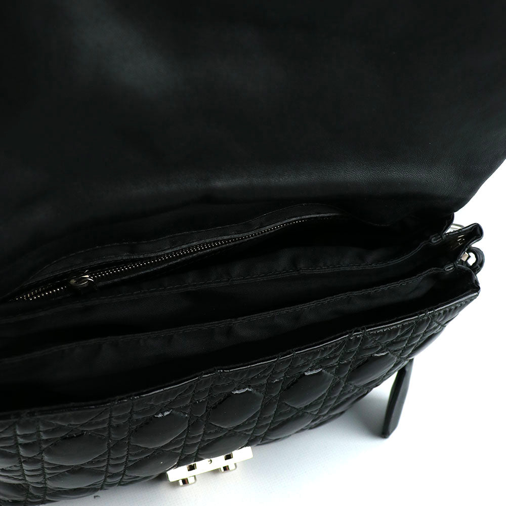 DIOR - Sac à main Miss Dior vintage en cuir verni noir