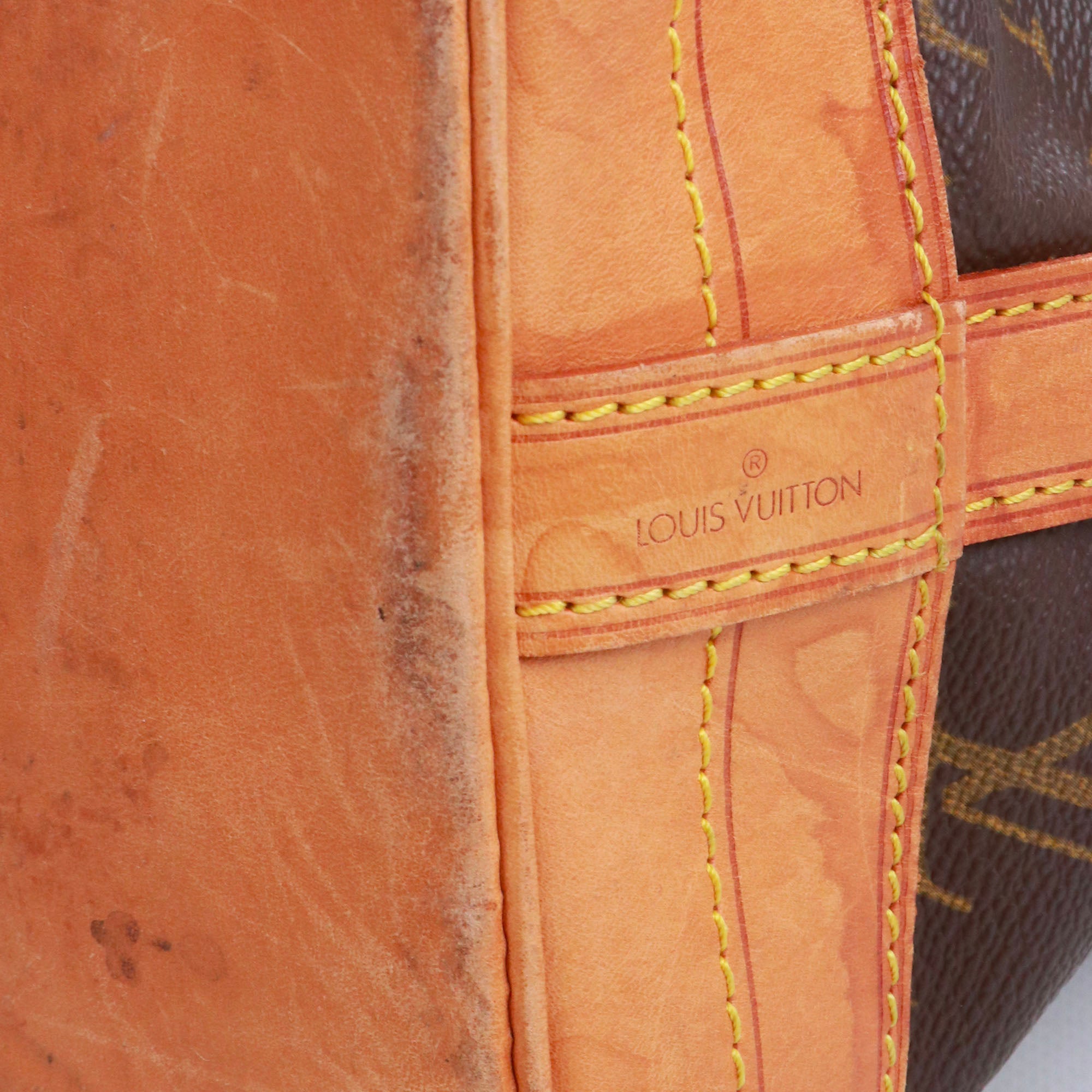 LOUIS VUITTON - Sac à main Noé Louis Vuitton en toile monogrammée vintage