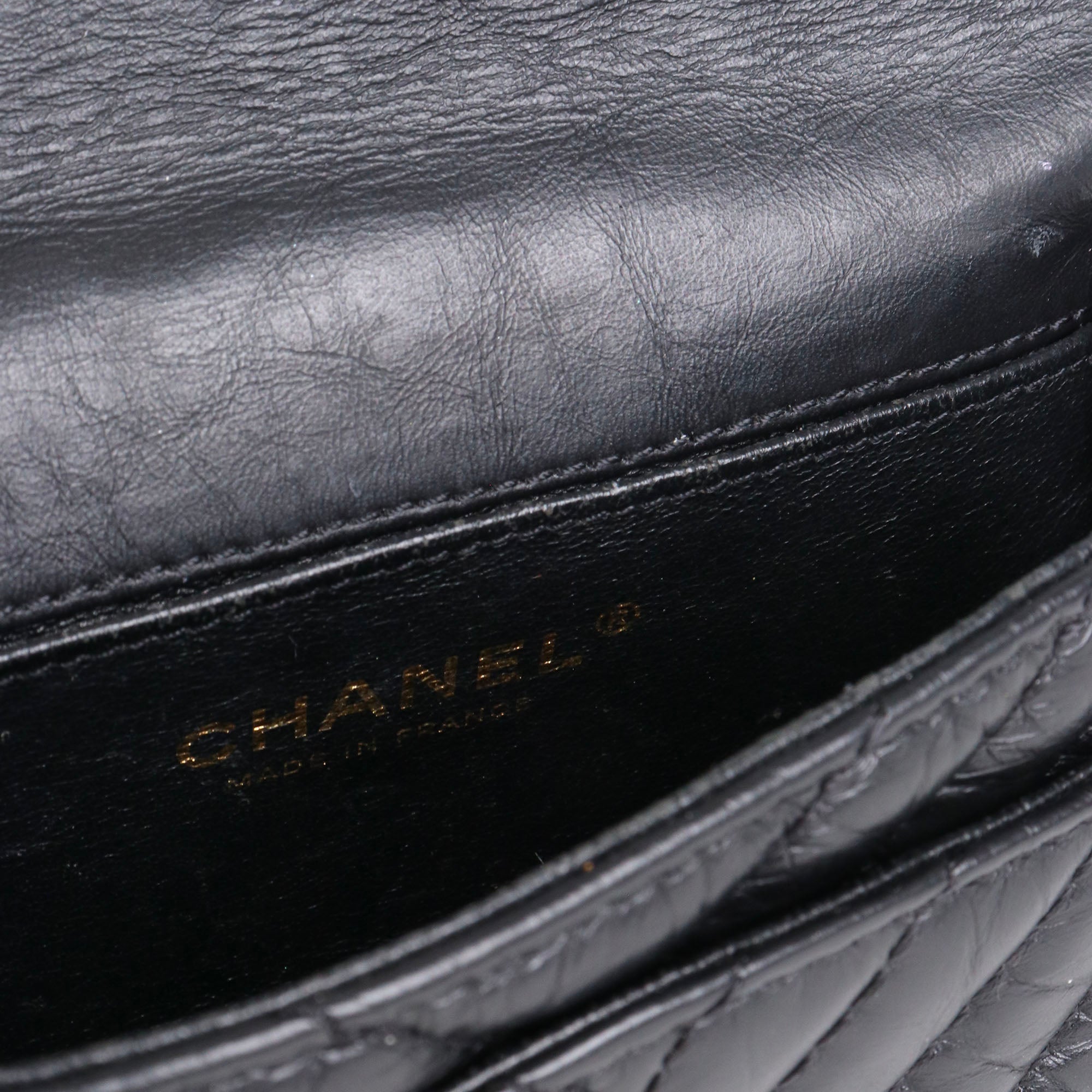 CHANEL - Sac ceinture 2.55 Chanel en cuir noir