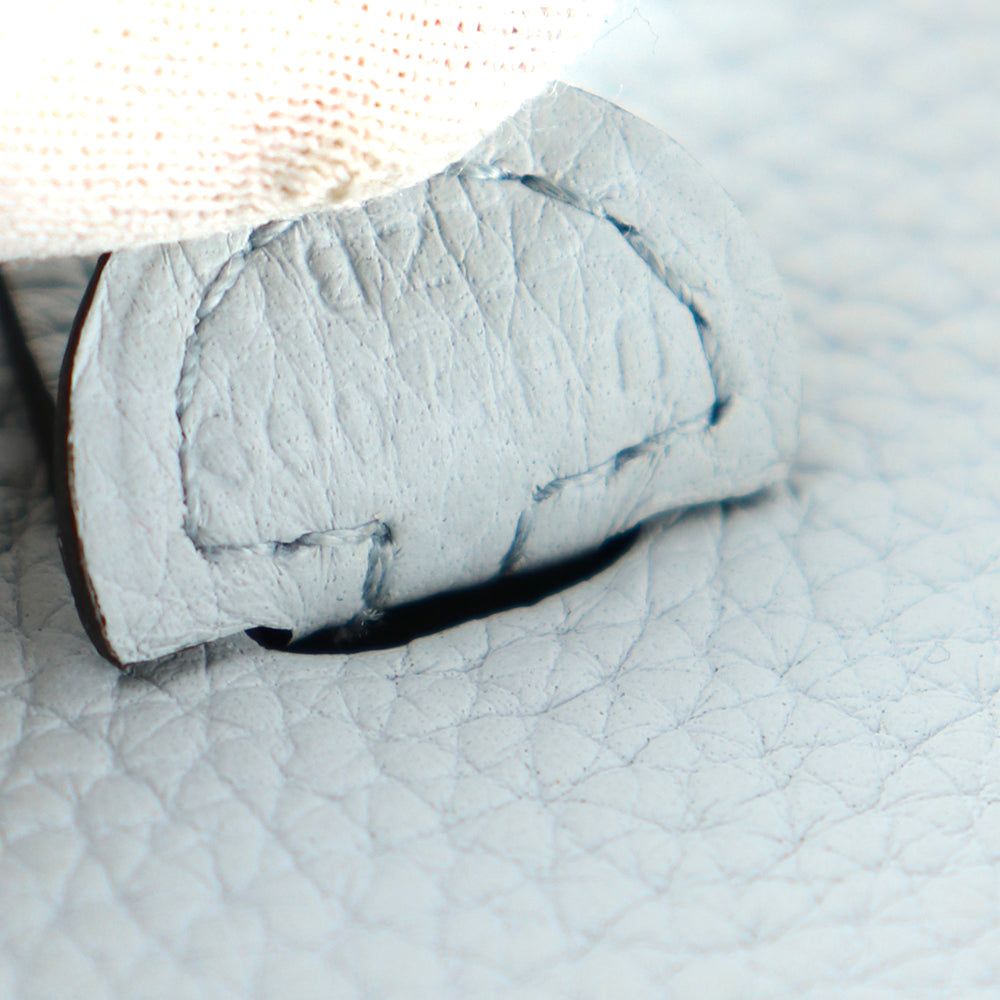 HERMÈS - Sac à bandoulière Evelyne mini en cuir clémence gris