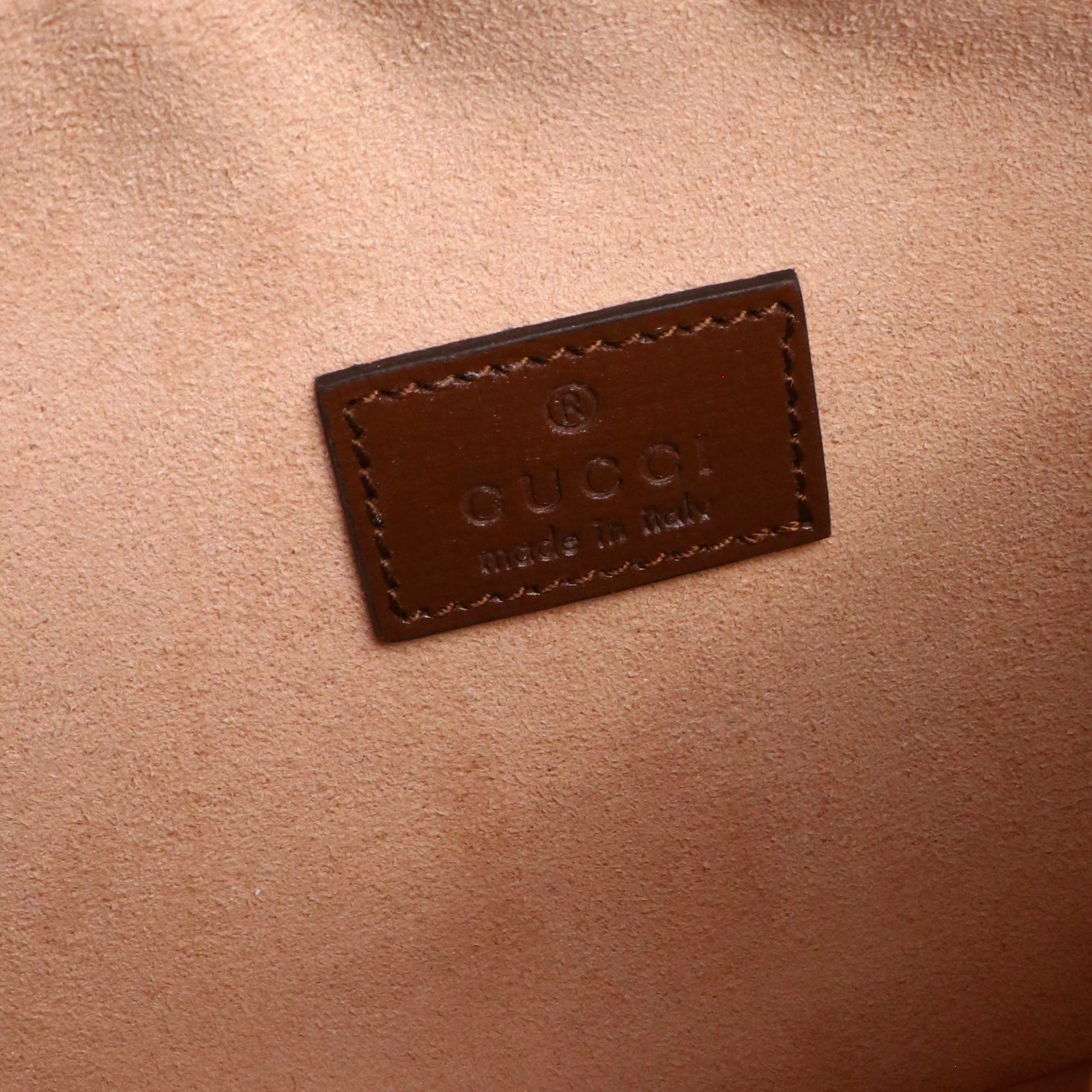 GUCCI - Sac à bandoulière Interlocking G mini Gucci en toile enduite monogrammée marron