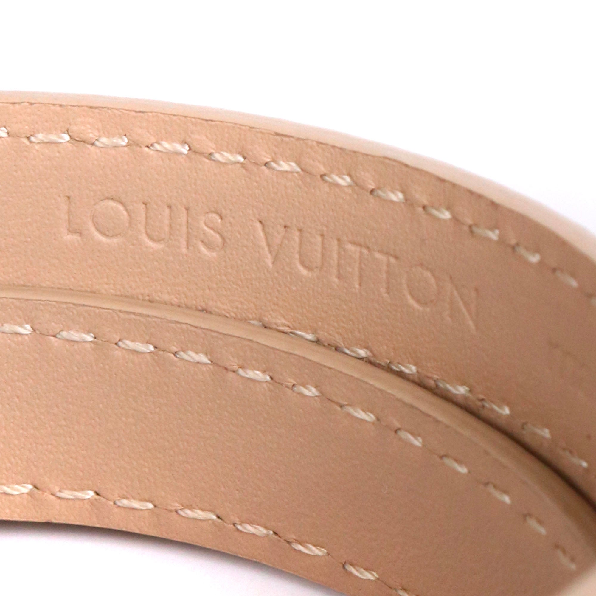 LOUIS VUITTON - Bracelet triple tour Louis Vuitton en cuir beige (T17)
