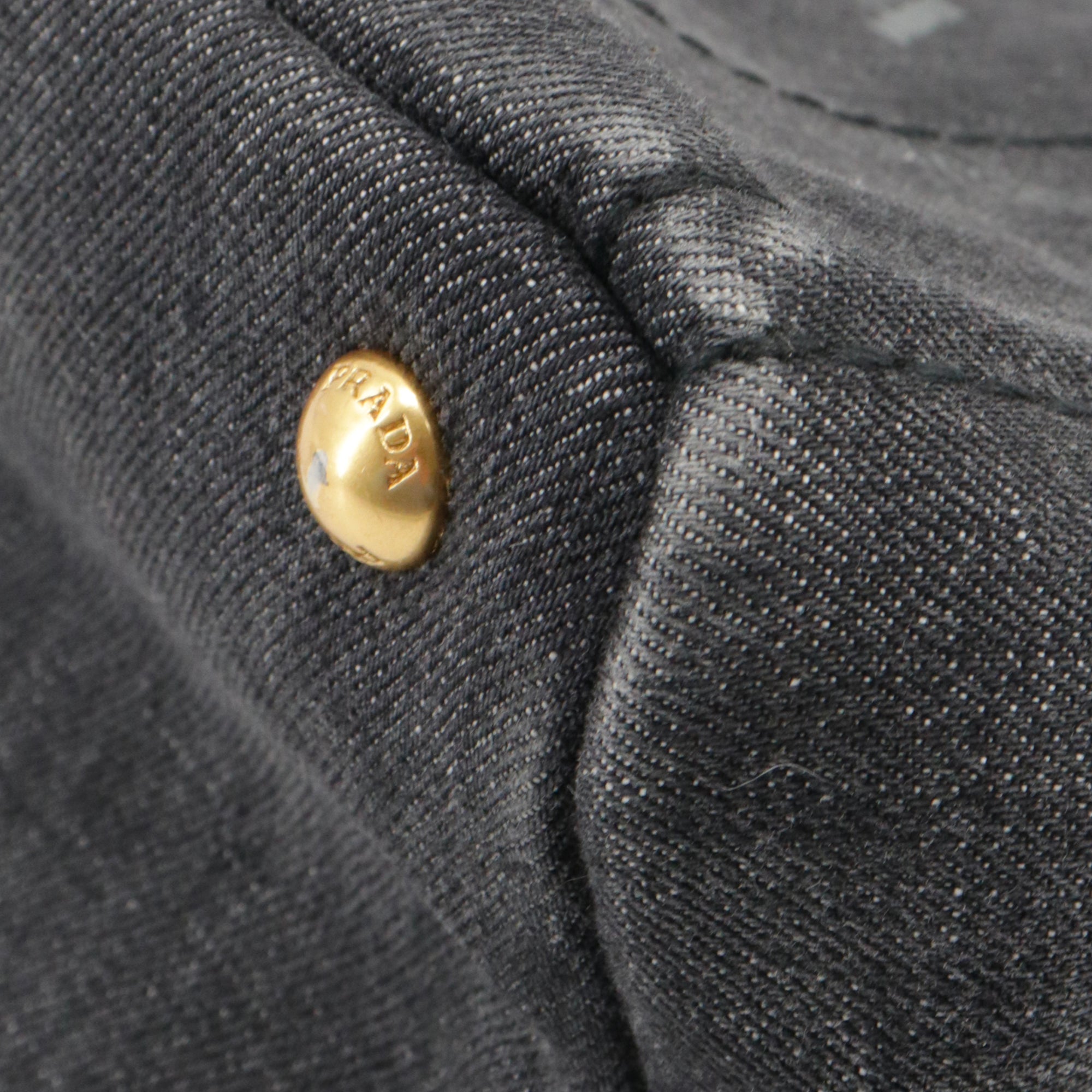 PRADA - Red grained leather shoulder bag