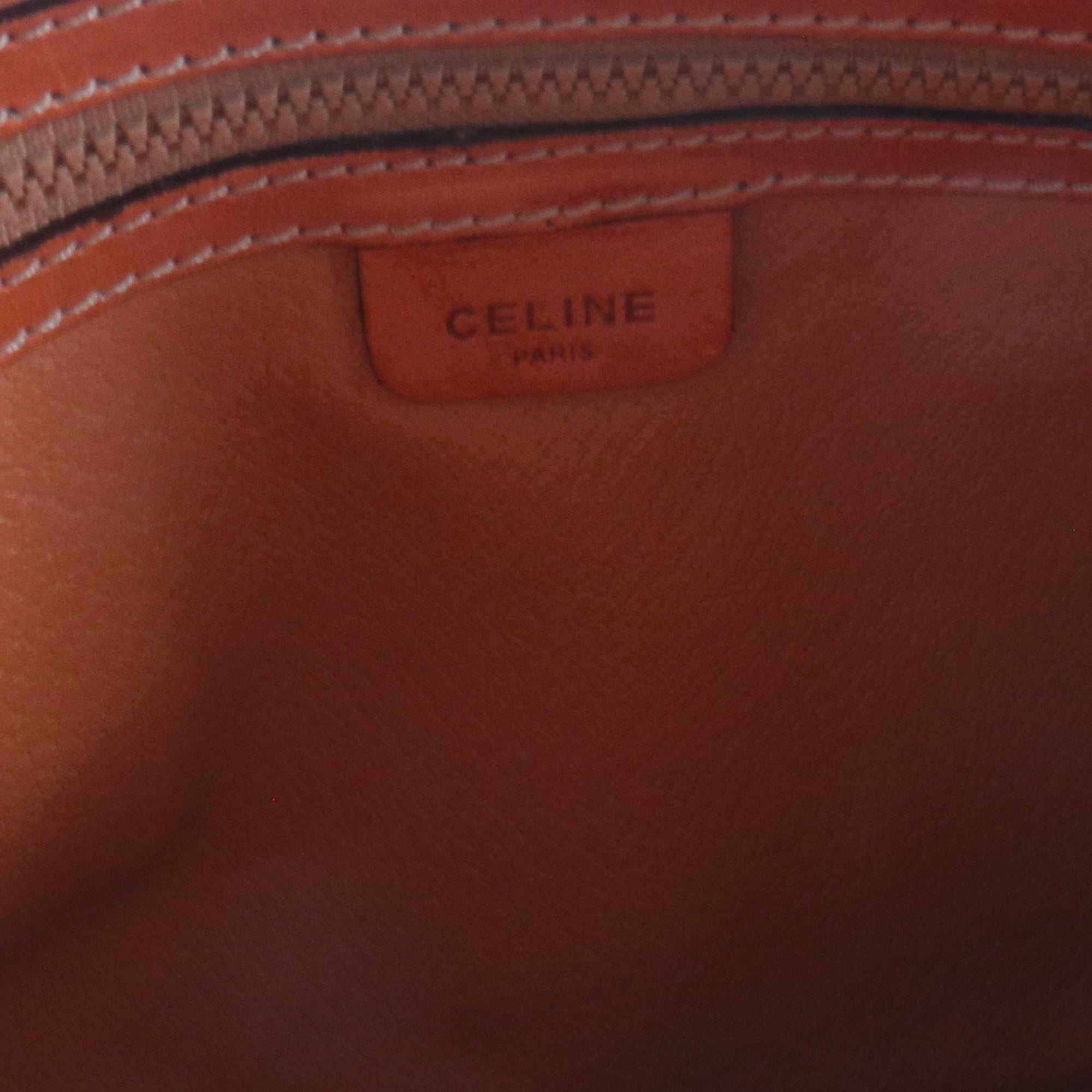 CELINE - Pochette Triomphe zippée Celine en toile monogrammée vintage