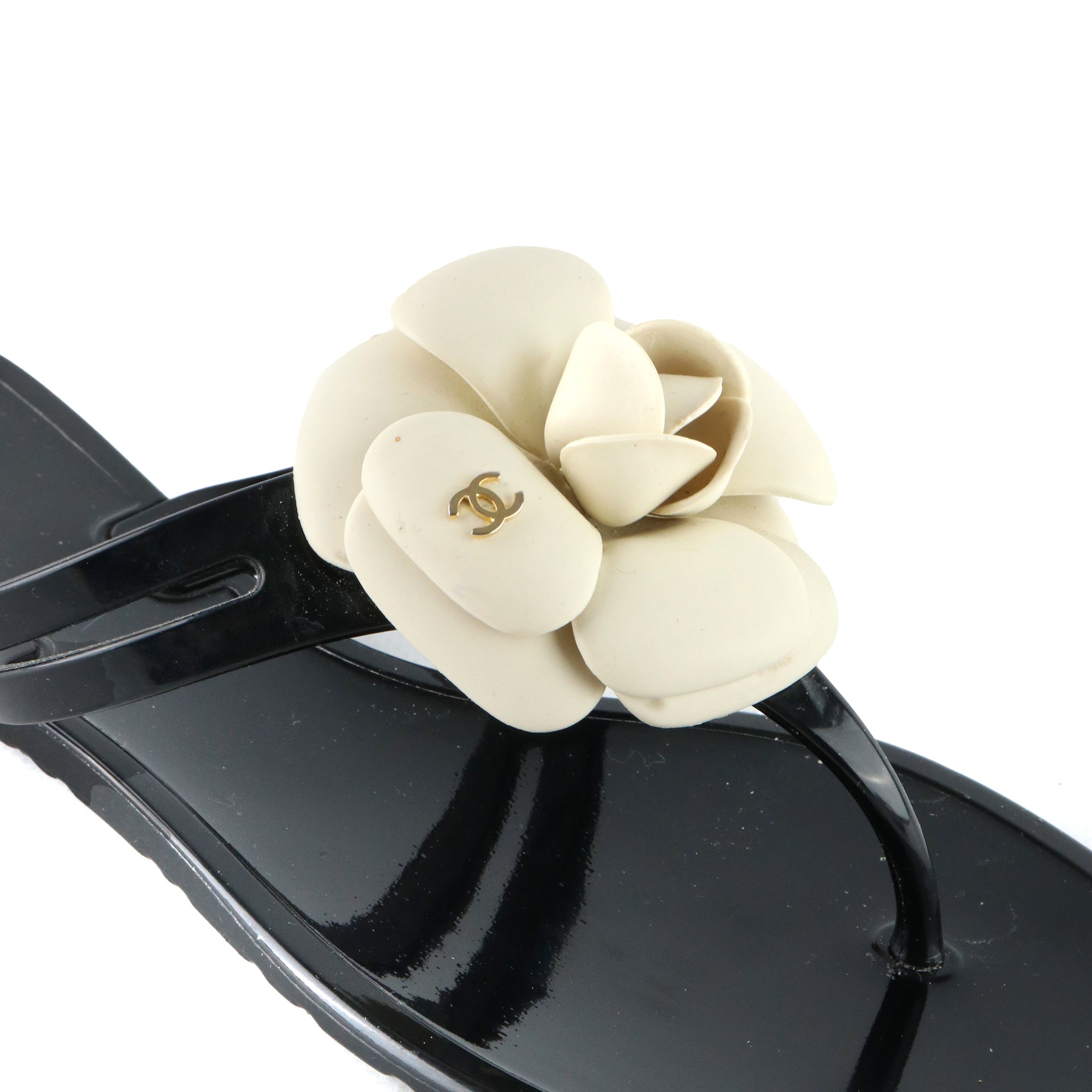 CHANEL - Sandales Camélia en caoutchouc (T39)