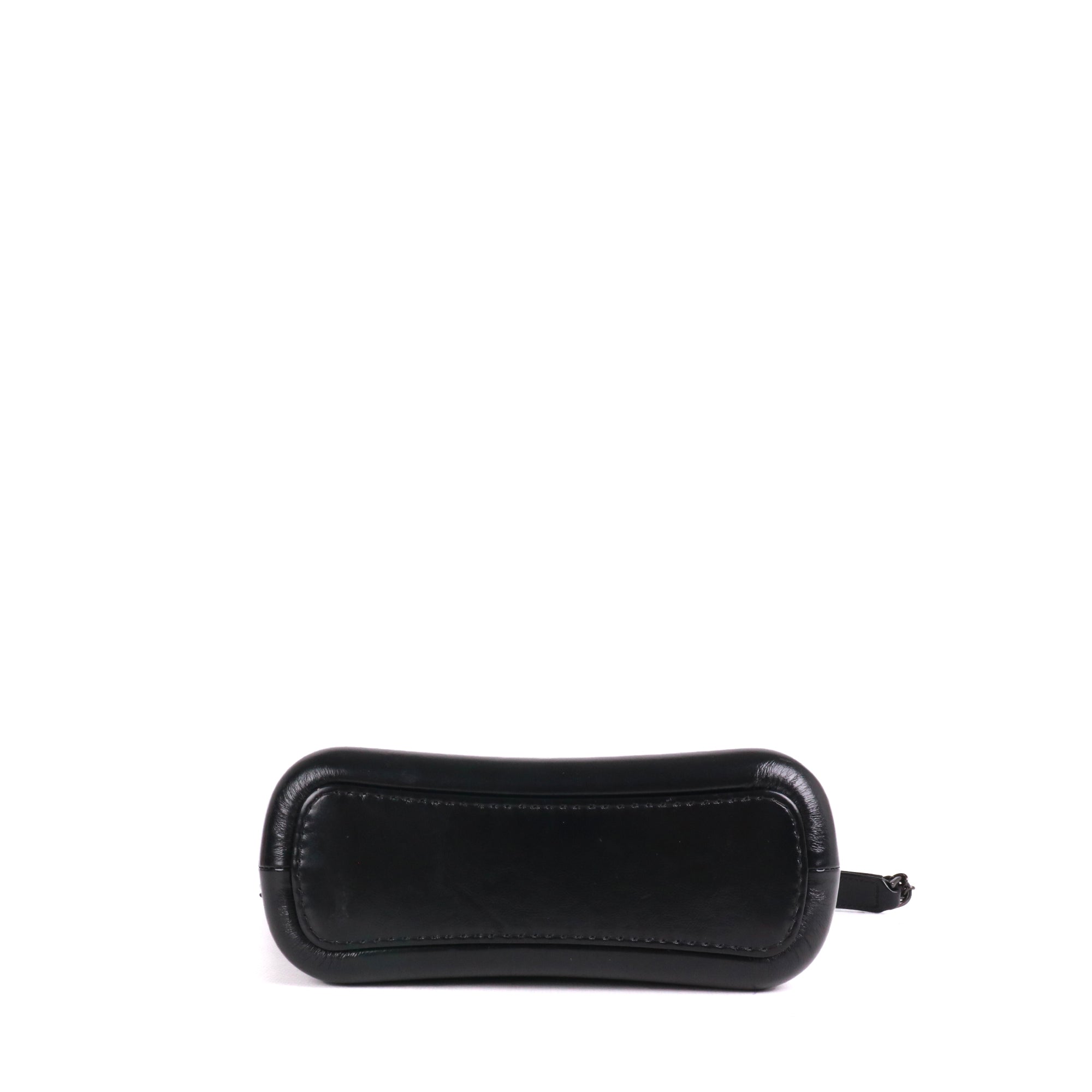 CHANEL - Sac à bandoulière Gabrielle So Black Chanel petit modèle en cuir lisse noir