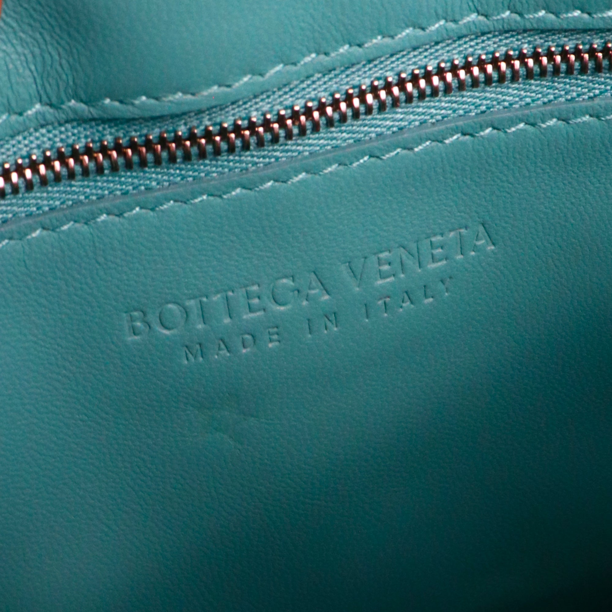 BOTTEGA VENETA - Padded Cassette shoulder bag