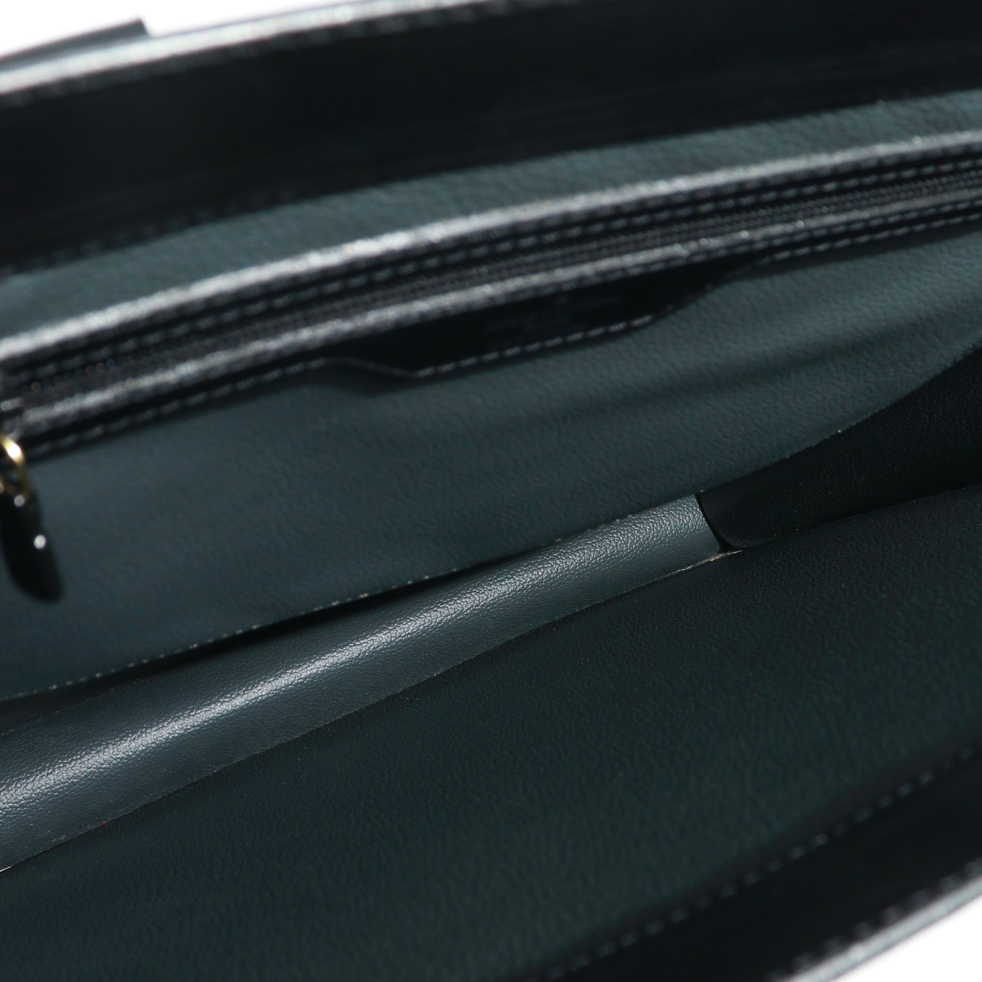 LOUIS VUITTON - Sac cabas plat GM en cuir épi noir