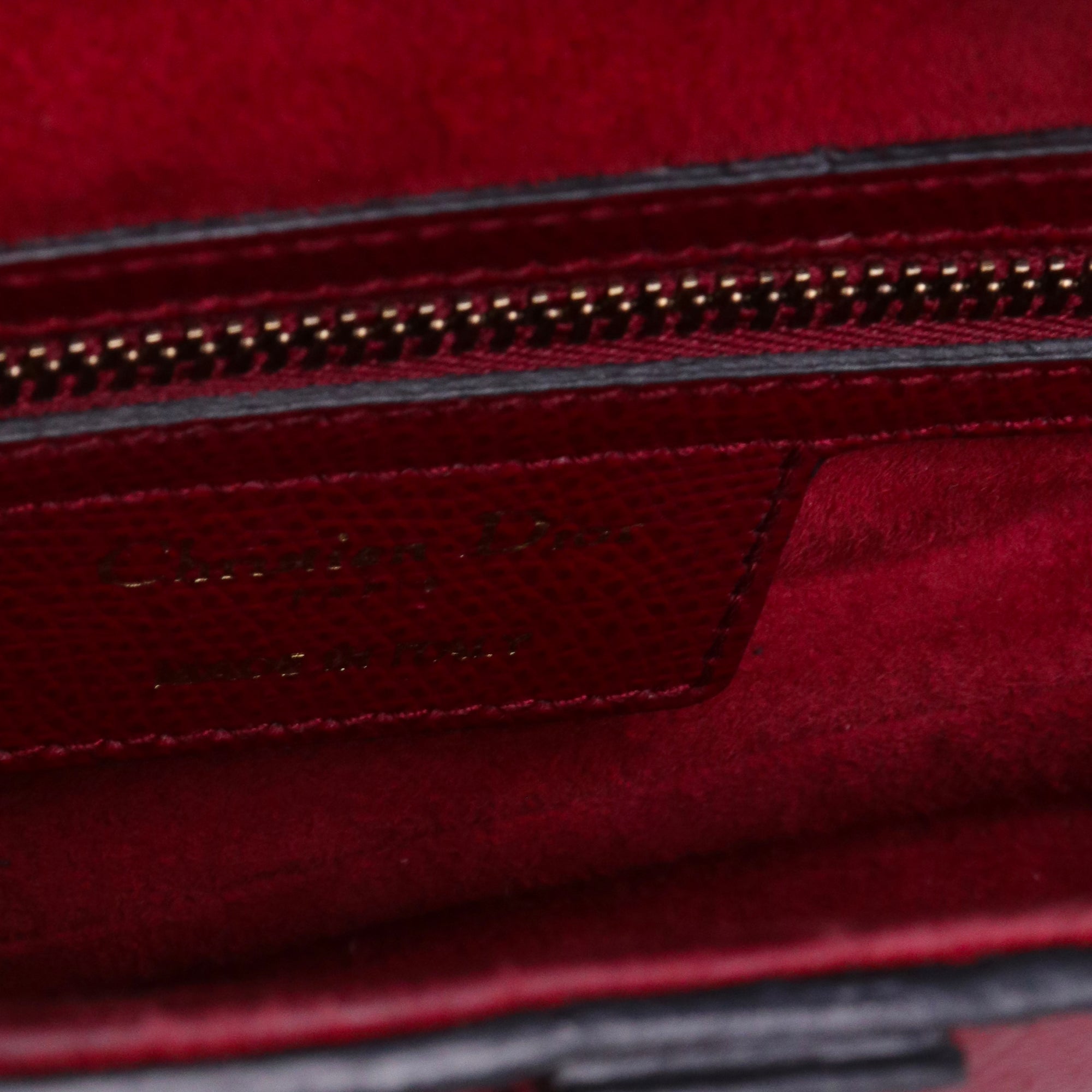 DIOR - Sac à main Saddle Dior en cuir grainé bordeaux