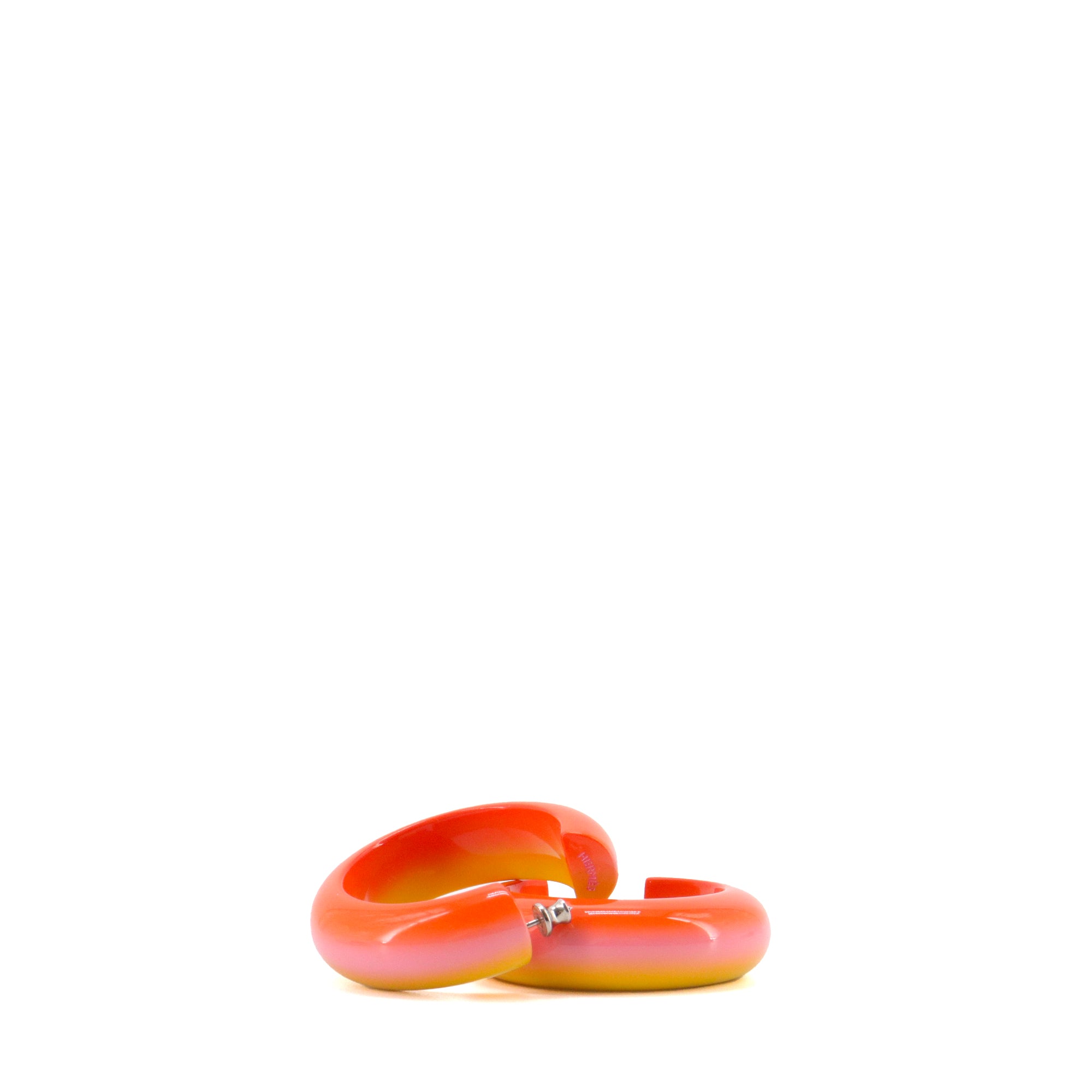 HERMÈS - Hermès earrings in gradient lacquered wood
