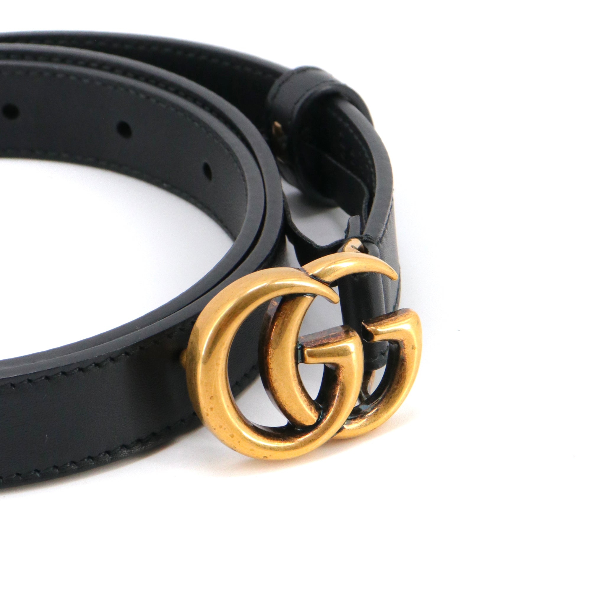 GUCCI - Ceinture fine GG Marmont Gucci en cuir noir (T85)