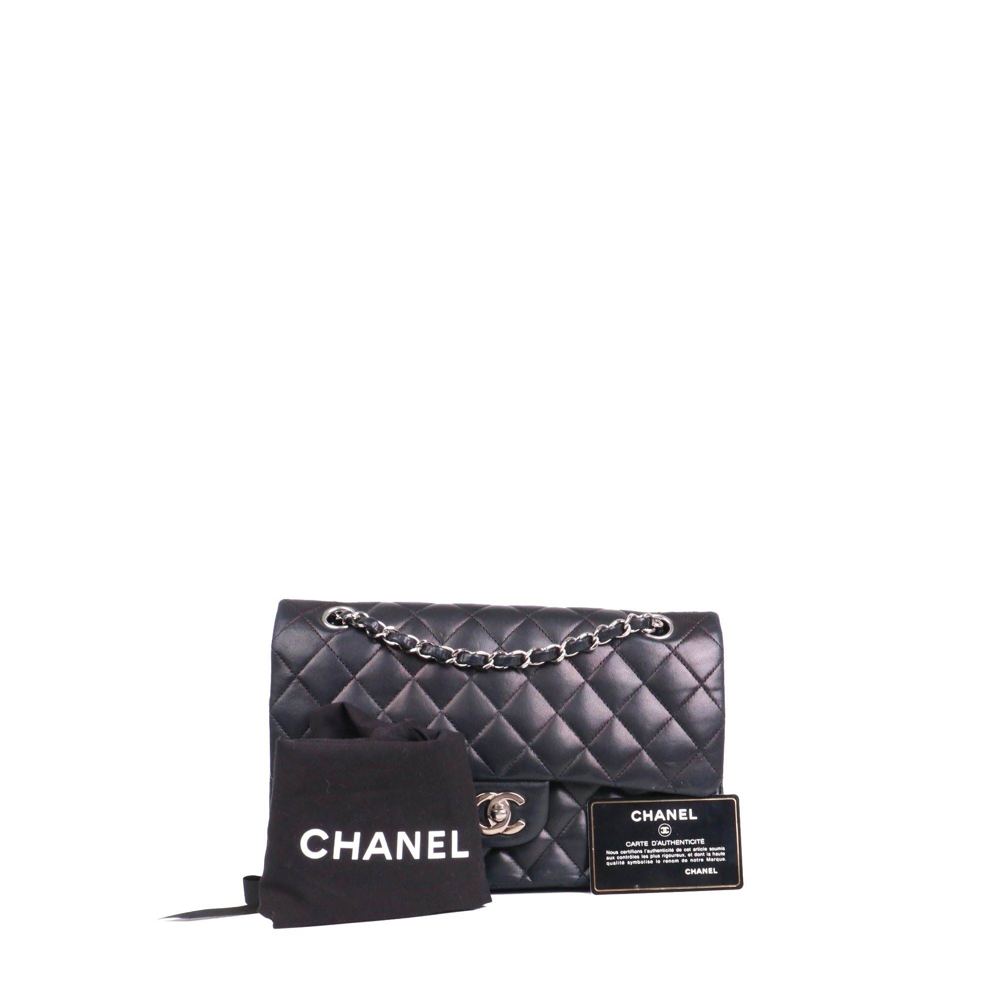 CHANEL - Sac à bandoulière Timeless/Classique Chanel en cuir d'agneau noir