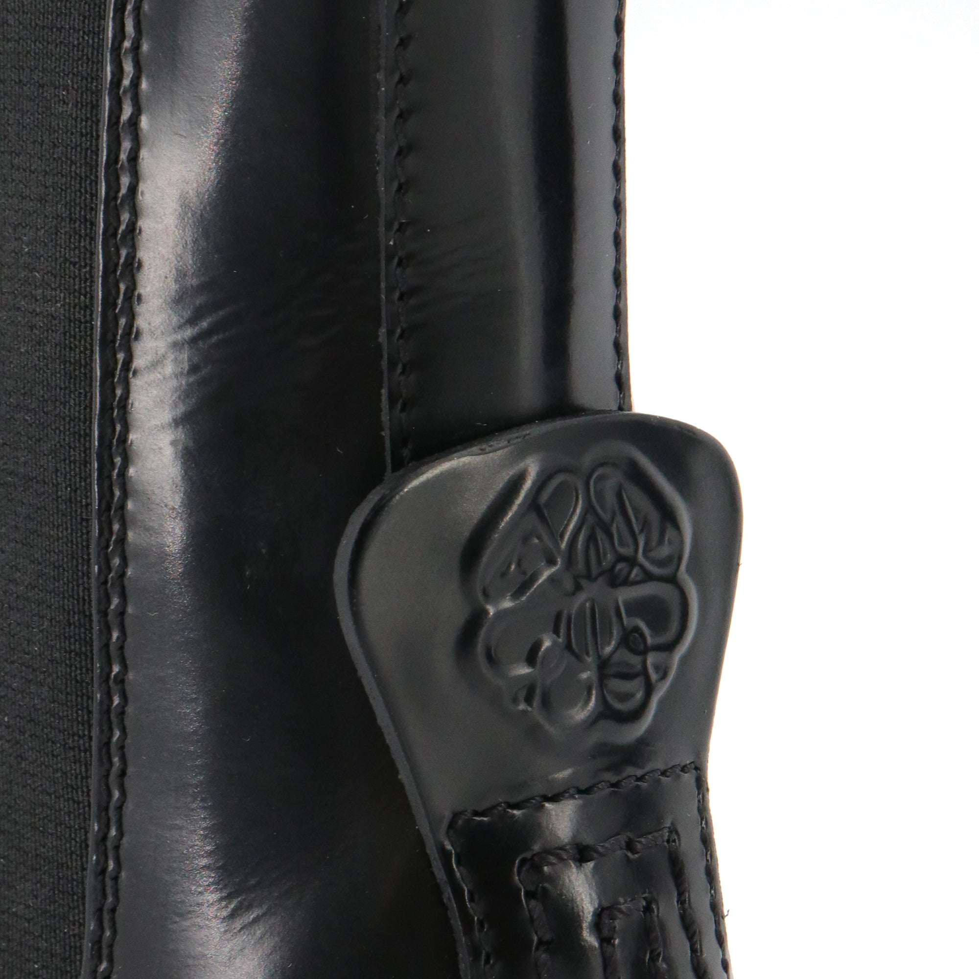 ALEXANDER MCQUEEN - Bottines Chelsea Alexander McQueen en cuir noir (T37,5)