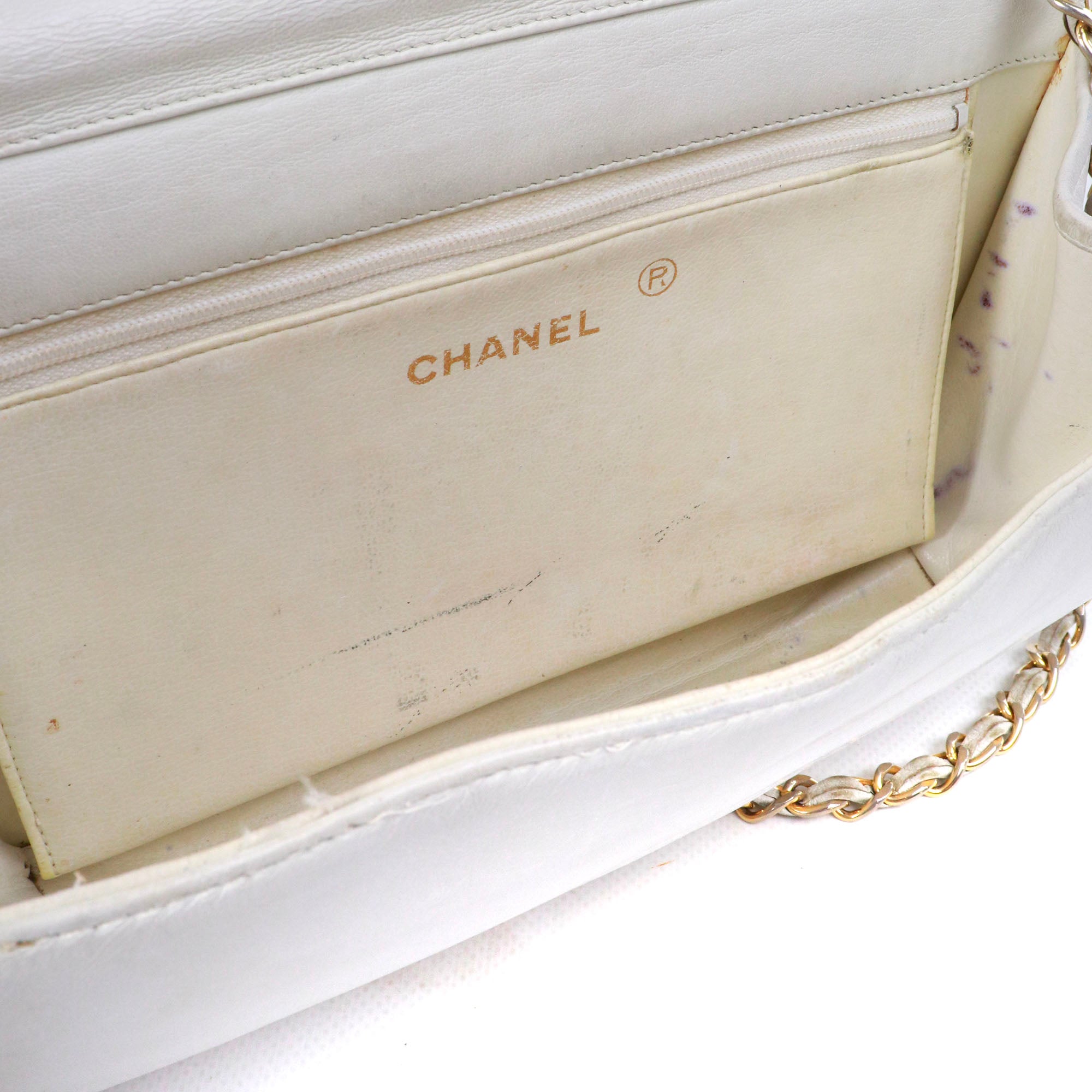 CHANEL - Sac classique à rabat Chanel vintage en cuir blanc