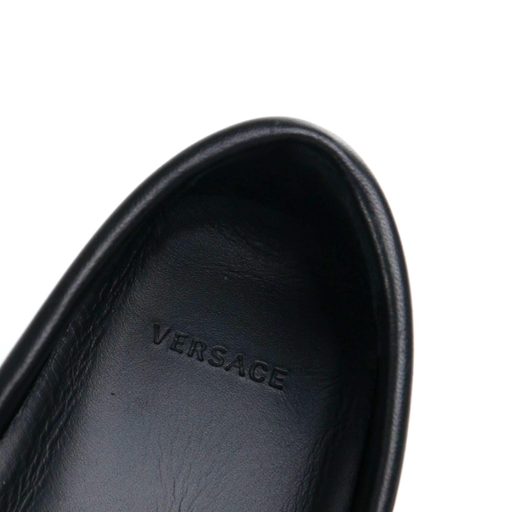 VERSACE - Mocassins Medaillon Versace en cuir noir (T37)