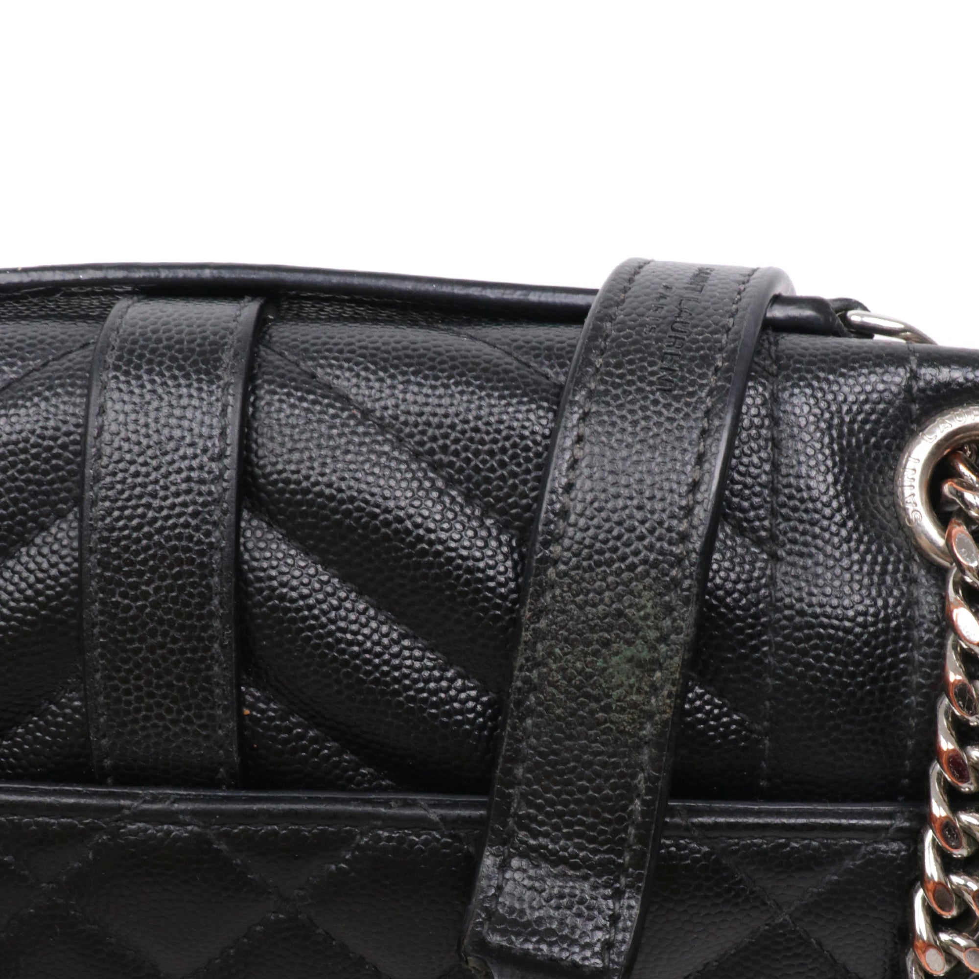 SAINT LAURENT - Sac à bandoulière Envelope Medium Saint Laurent en cuir matelassé grainé noir