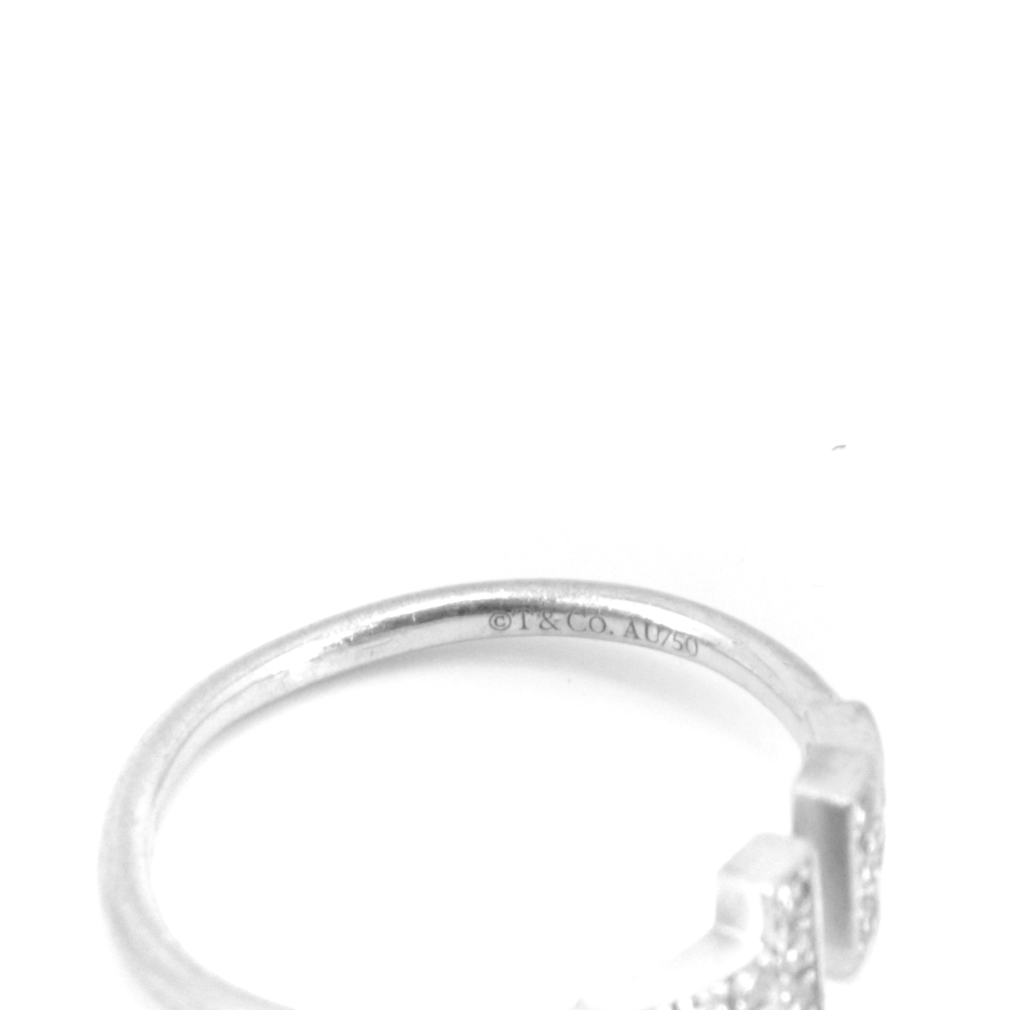TIFFANY & CO - Bague Wire Tiffany & Co en or blanc orné de diamants (T55)