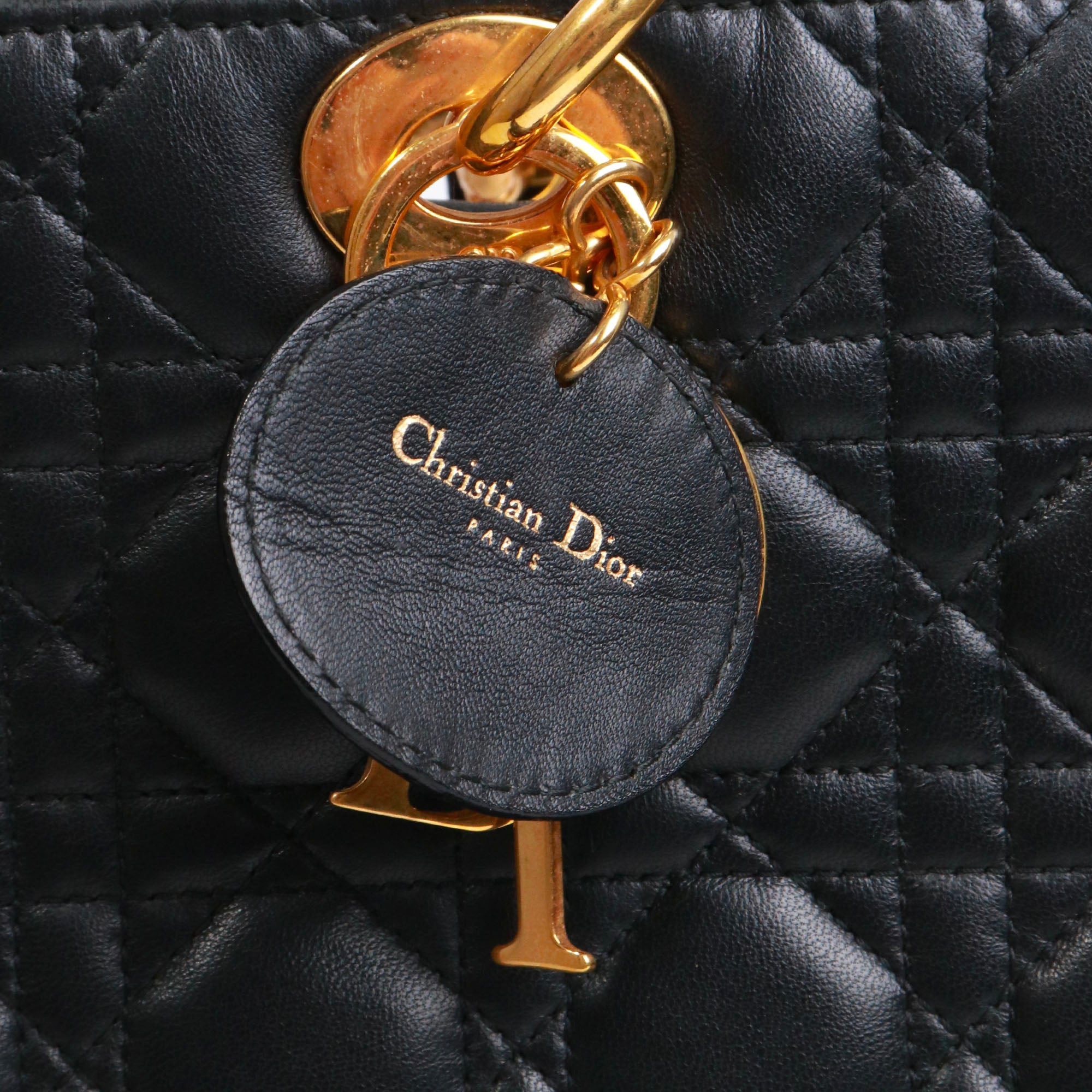 DIOR - Sac à main Lady Dior large en cuir matelassé noir vintage