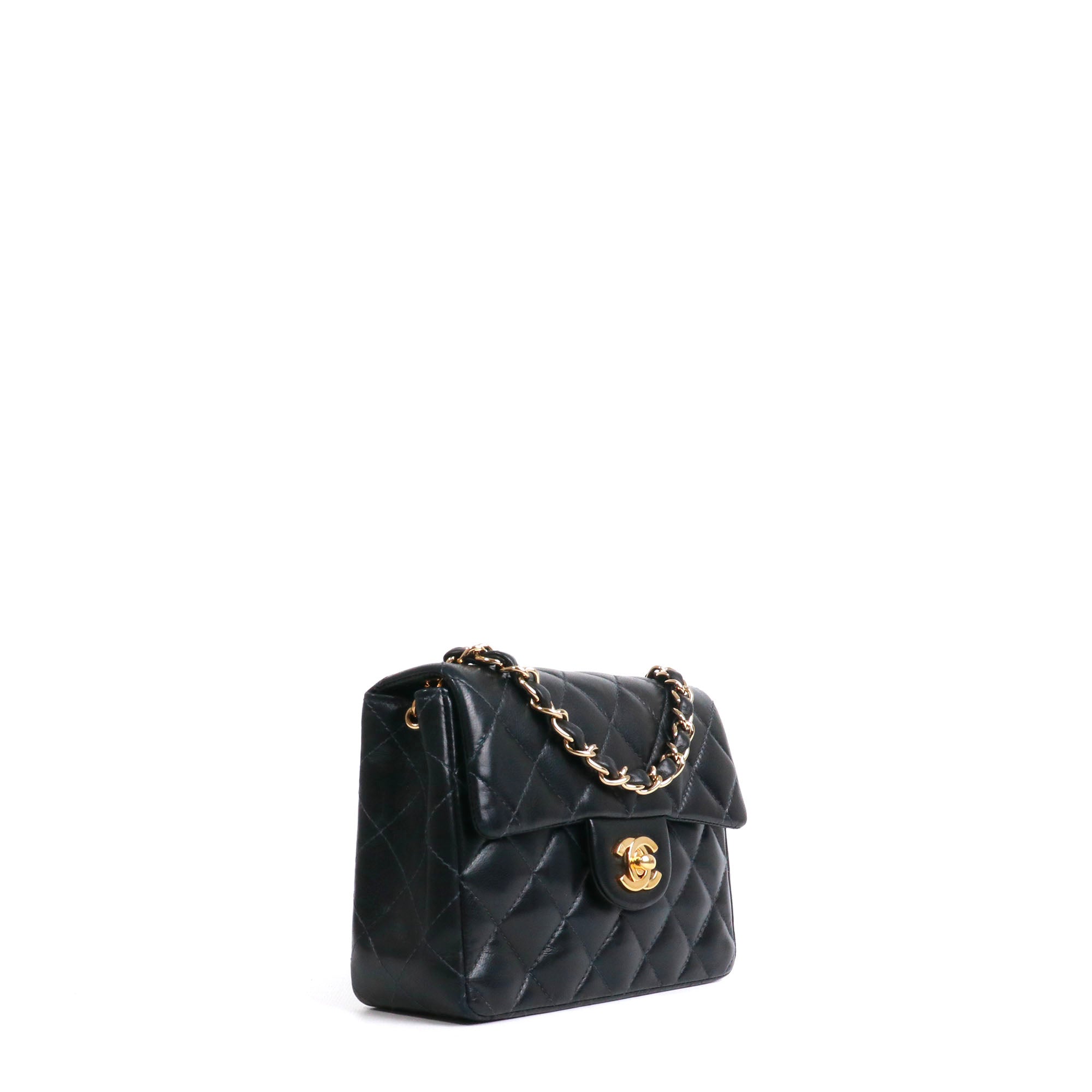 CHANEL - Sac à bandoulière Timeless Mini Square Chanel en cuir noir vintage