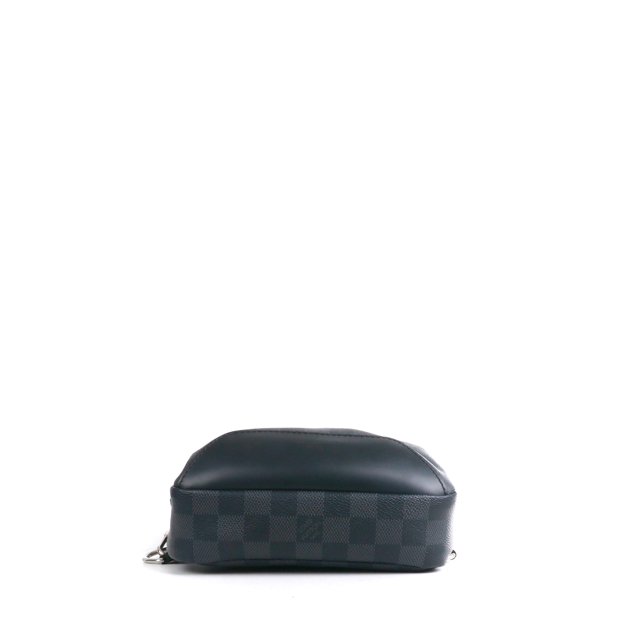 LOUIS VUITTON - Sac à bandoulière Avenue Slingbag NM Louis Vuitton en toile damier graphite
