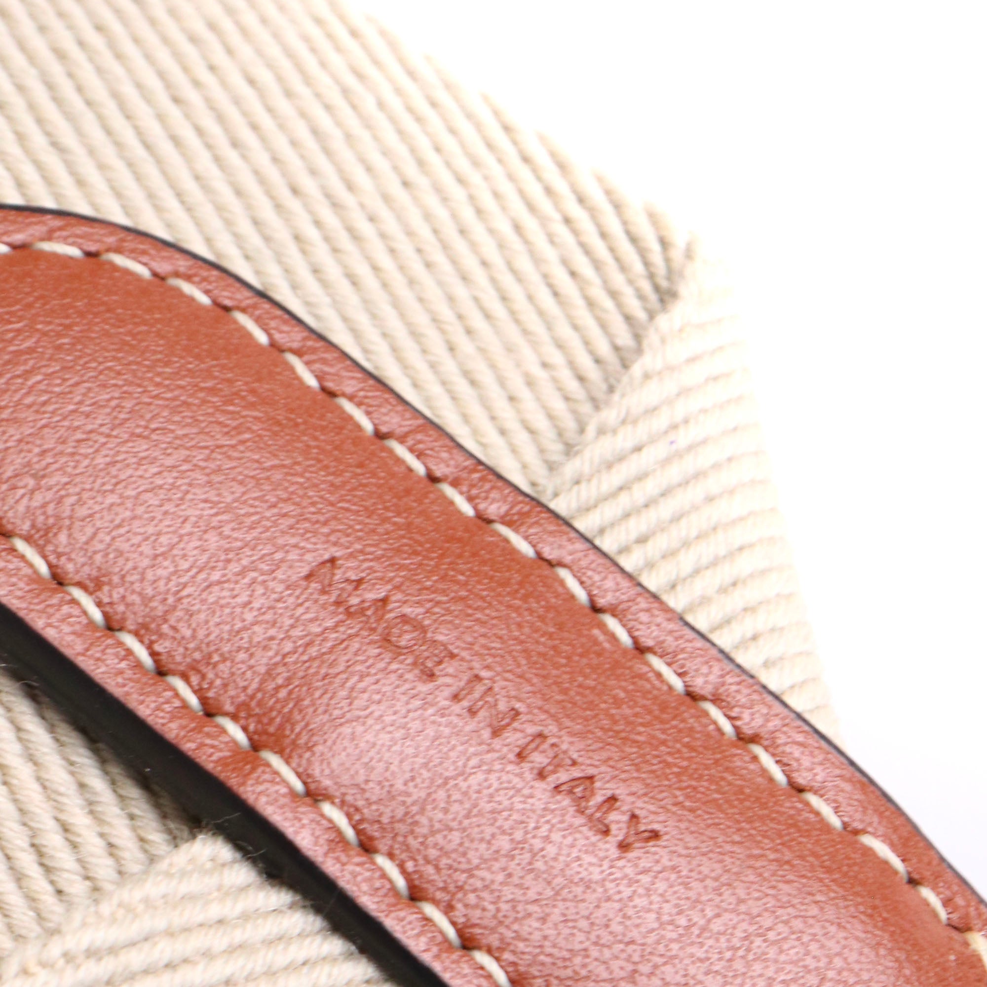 HERMÈS - Brown canvas shoulder strap