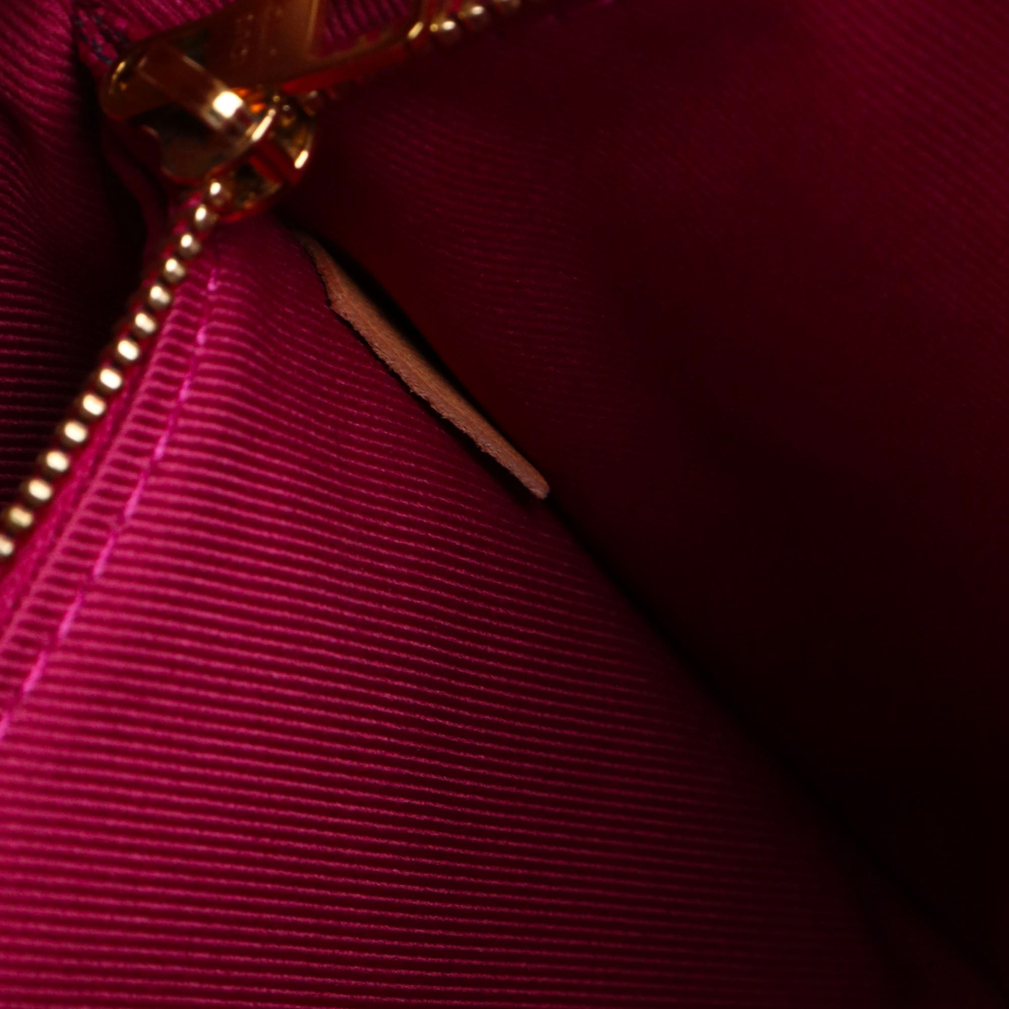 LOUIS VUITTON - Sac à main Cluny BB Louis Vuitton en toile monogrammée marron