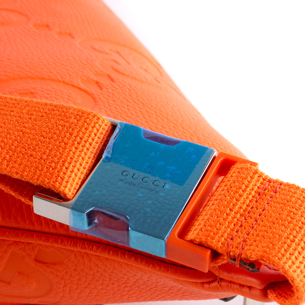 GUCCI - Sac banane en cuir grainé GG orange