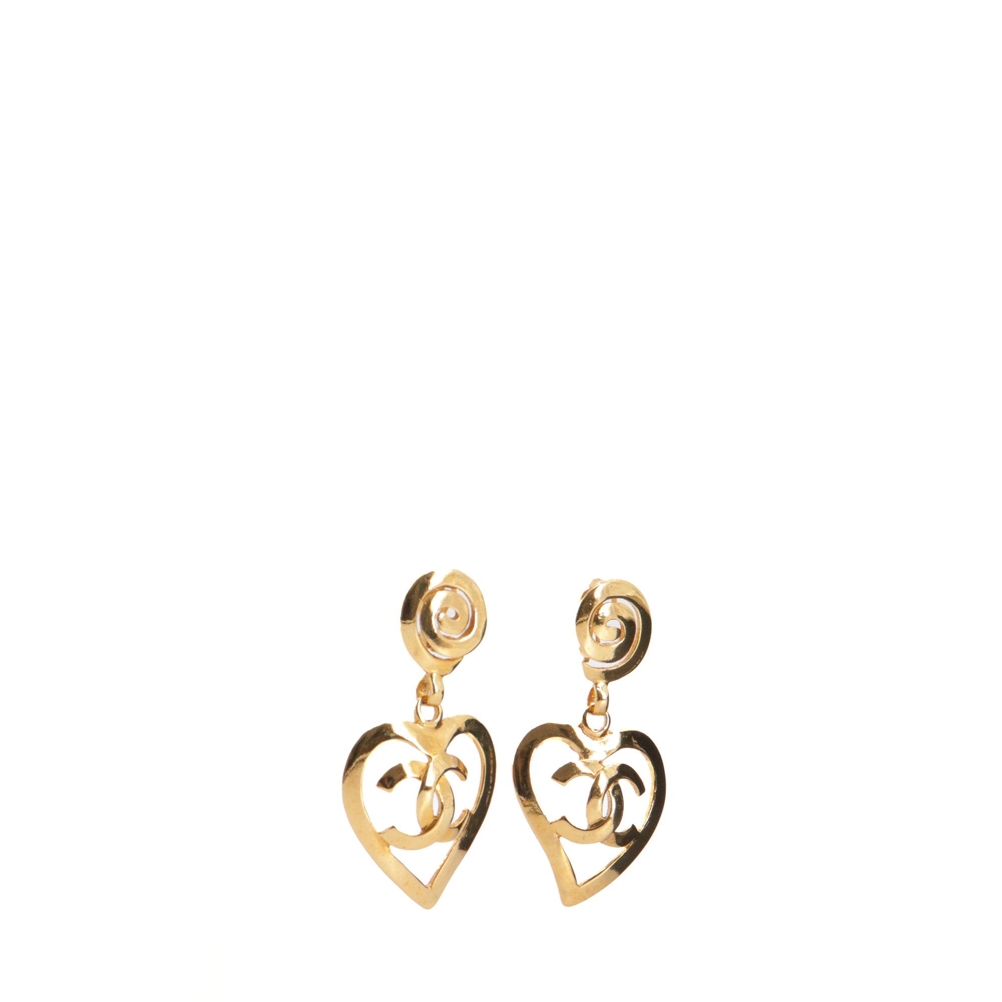 CHANEL - Boucles d'oreilles Coeur CC Chanel vintage en métal doré