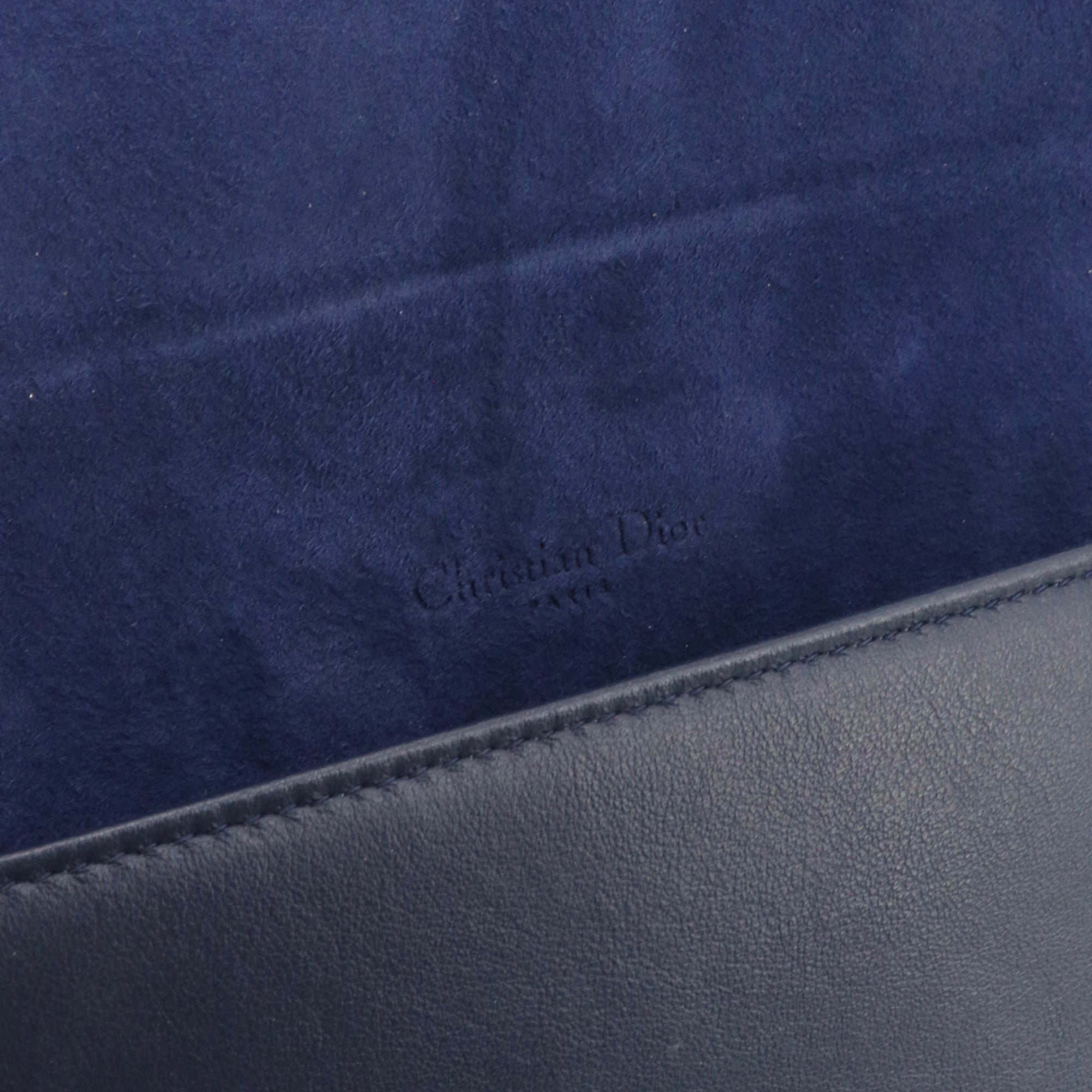 DIOR - Sac à bandoulière Wallet Lady Dior en cuir fushia
