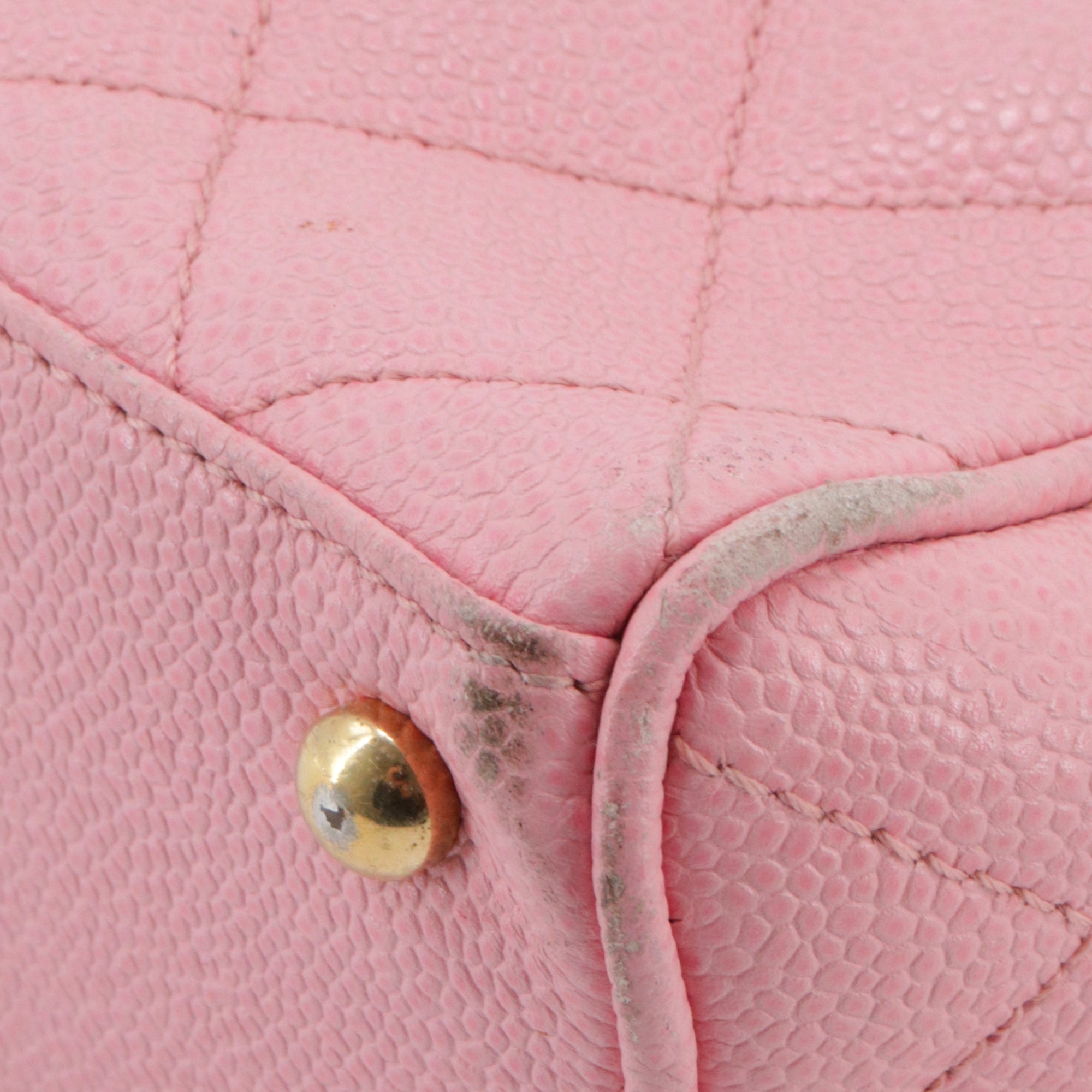 CHANEL - Chanel Bowling handbag in vintage pink caviar leather